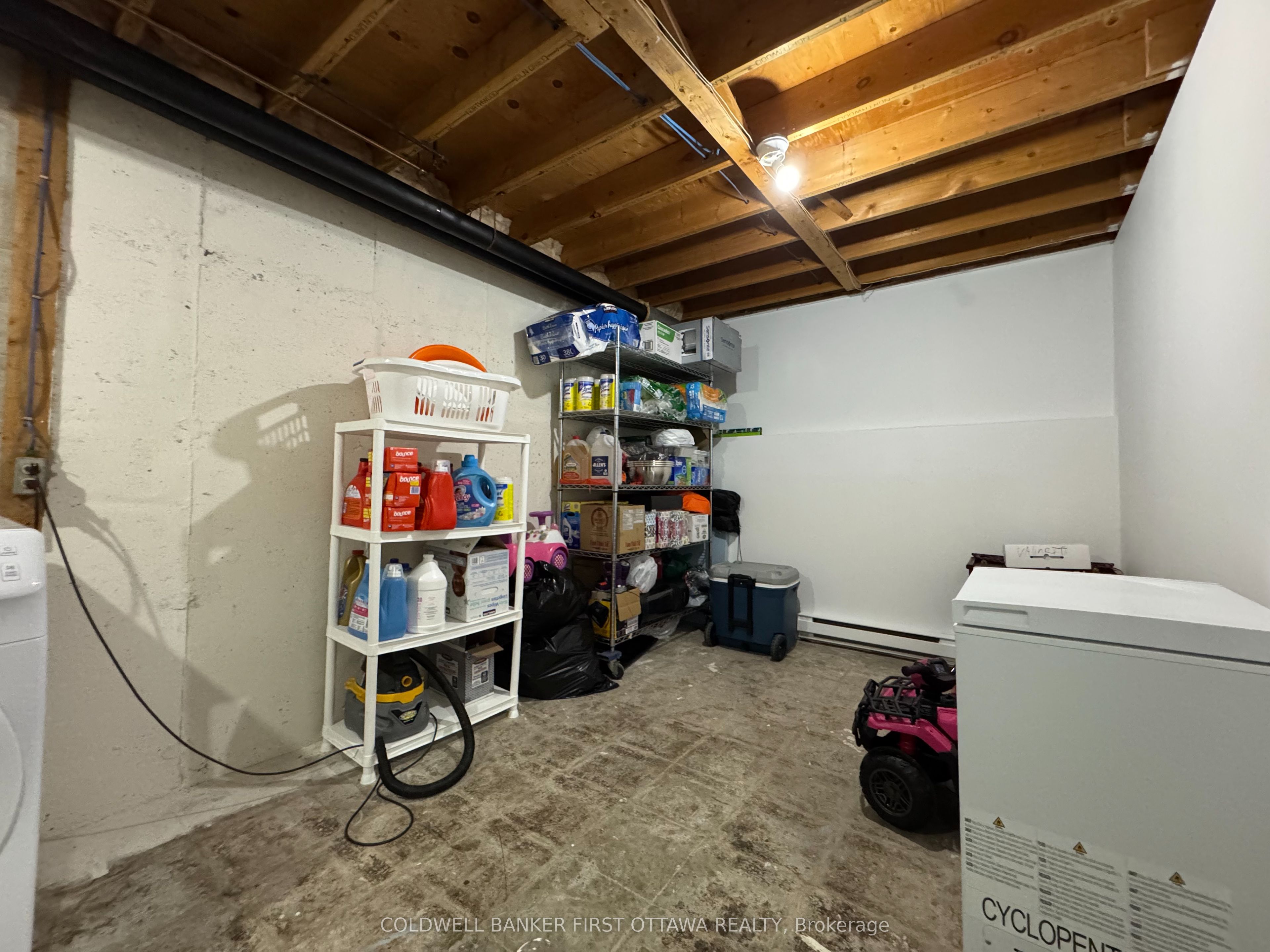 19c Sonnet Crescent Property Photo 8