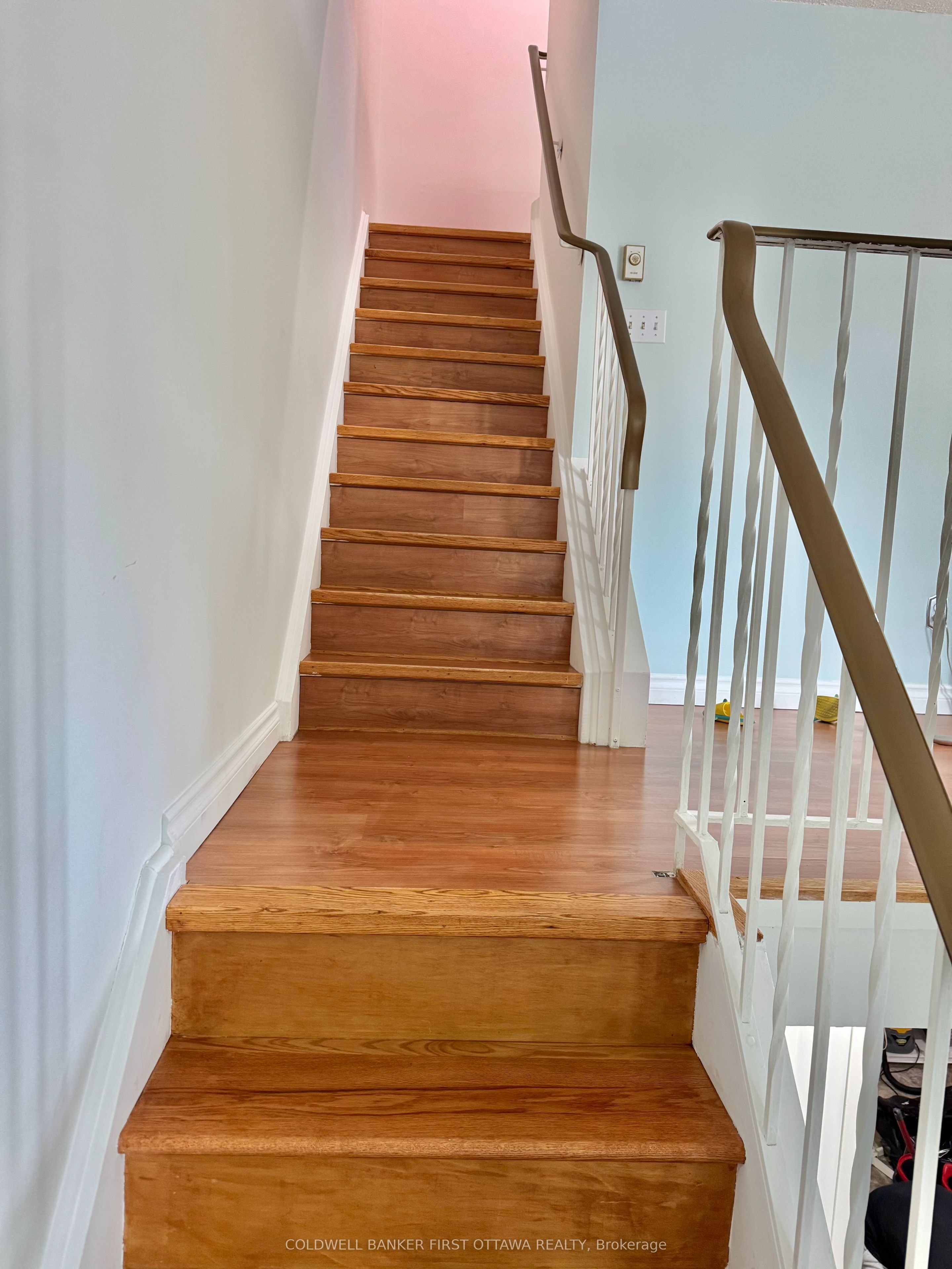 19c Sonnet Crescent Property Photo 17