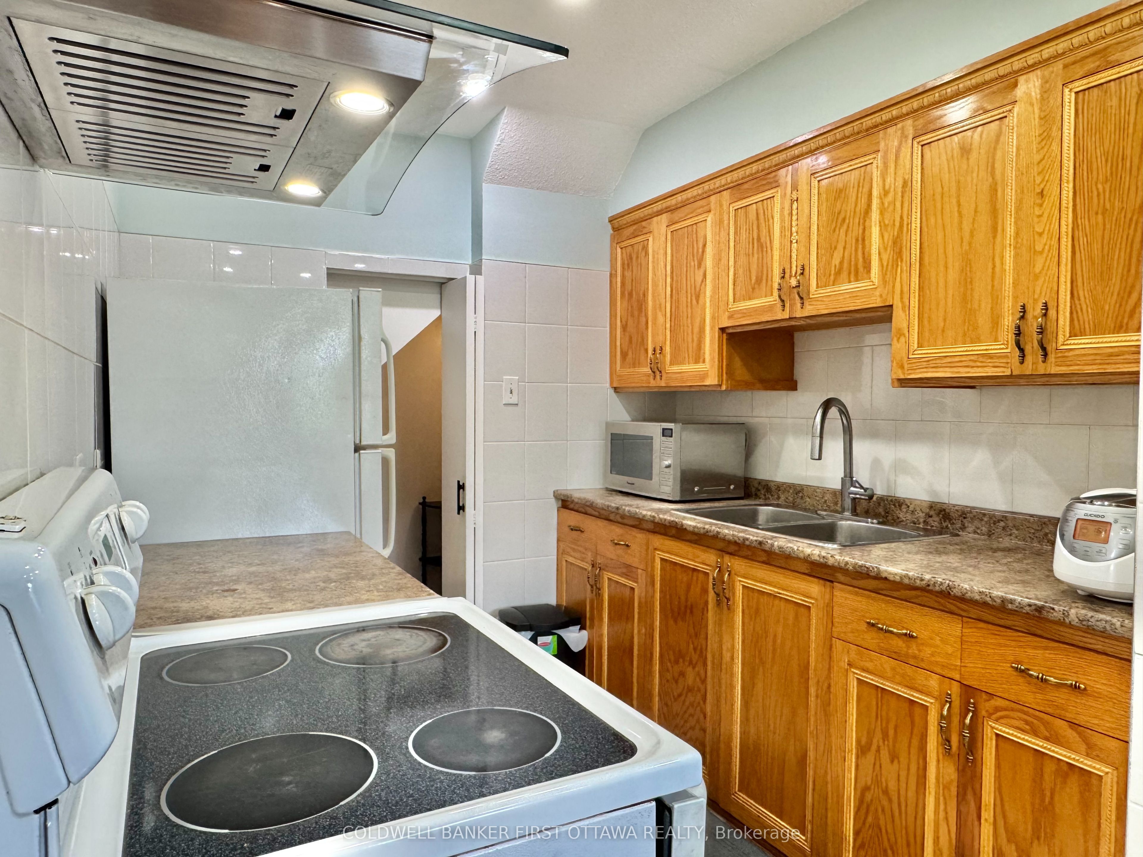 19c Sonnet Crescent Property Photo 22