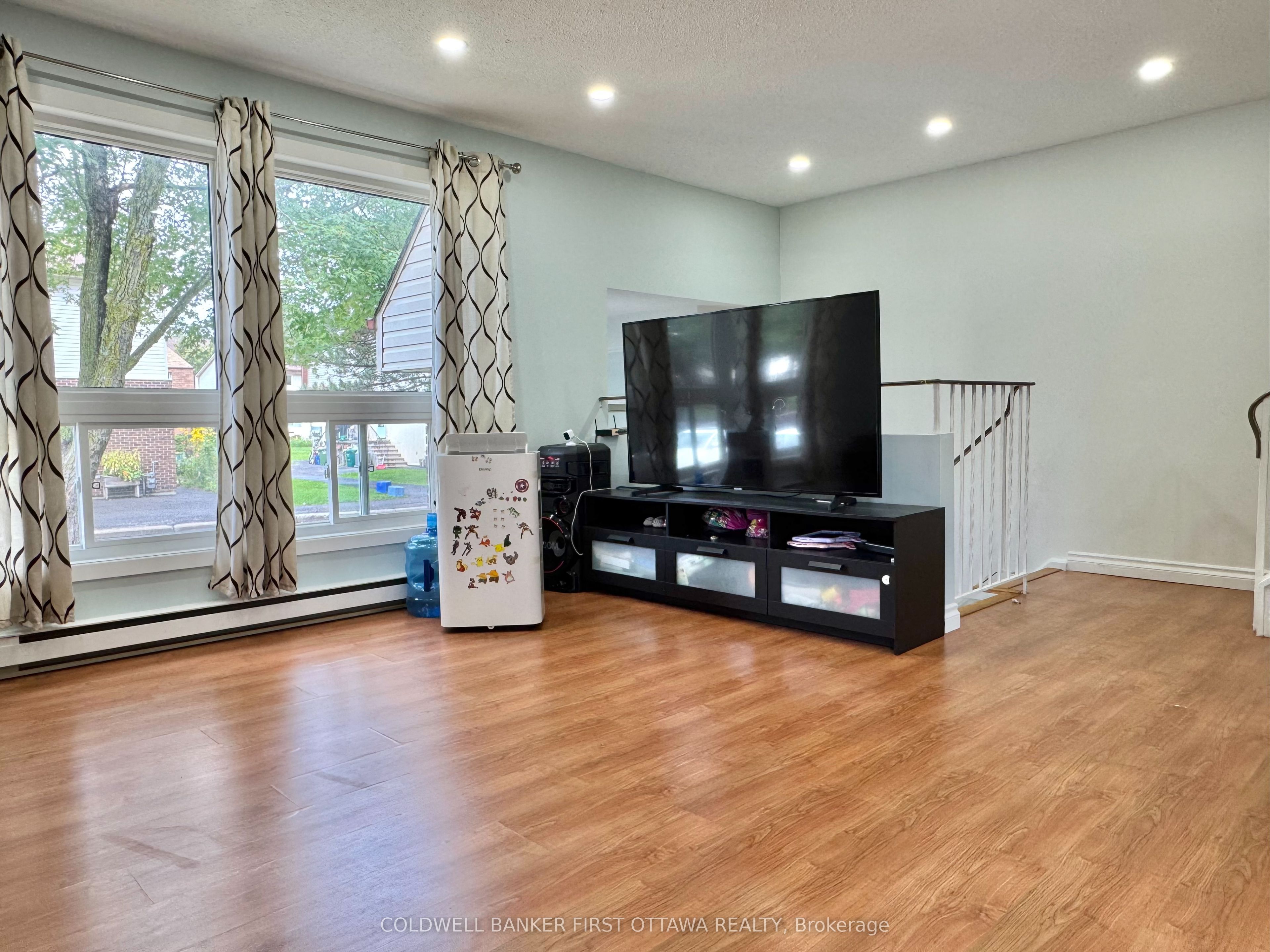 19c Sonnet Crescent Property Photo 23