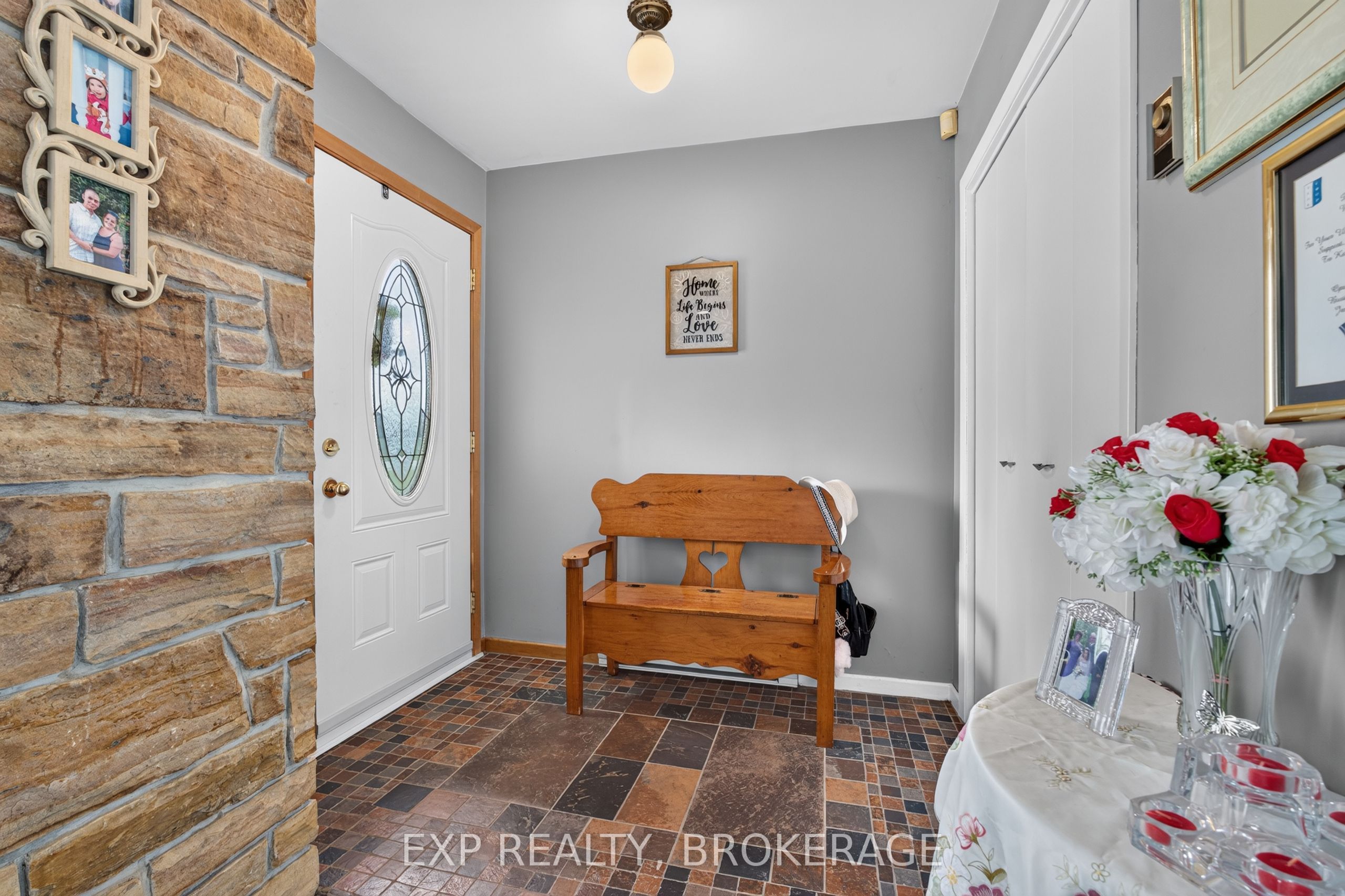 6583 Highway 15 Property Photo 5