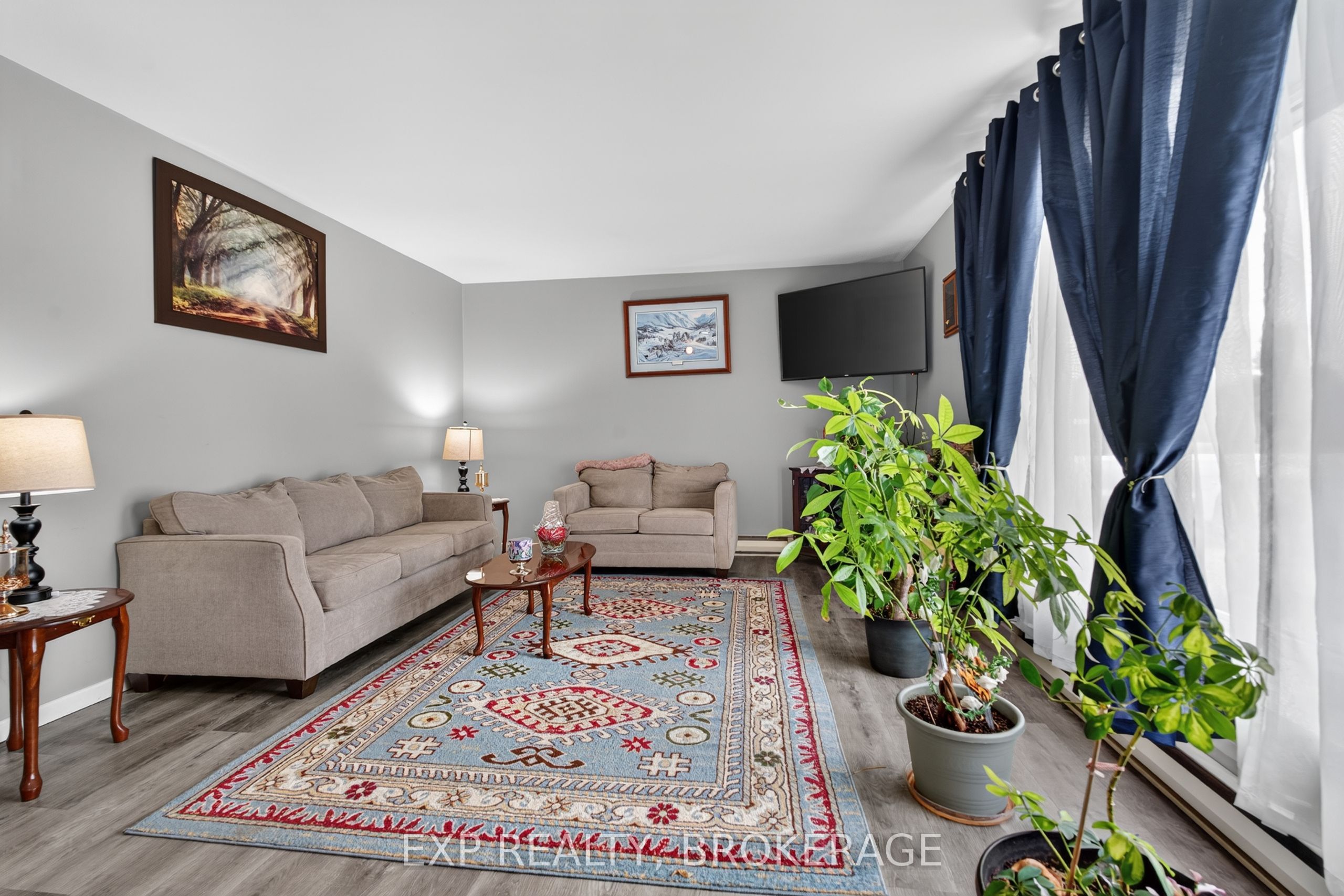6583 Highway 15 Property Photo 8