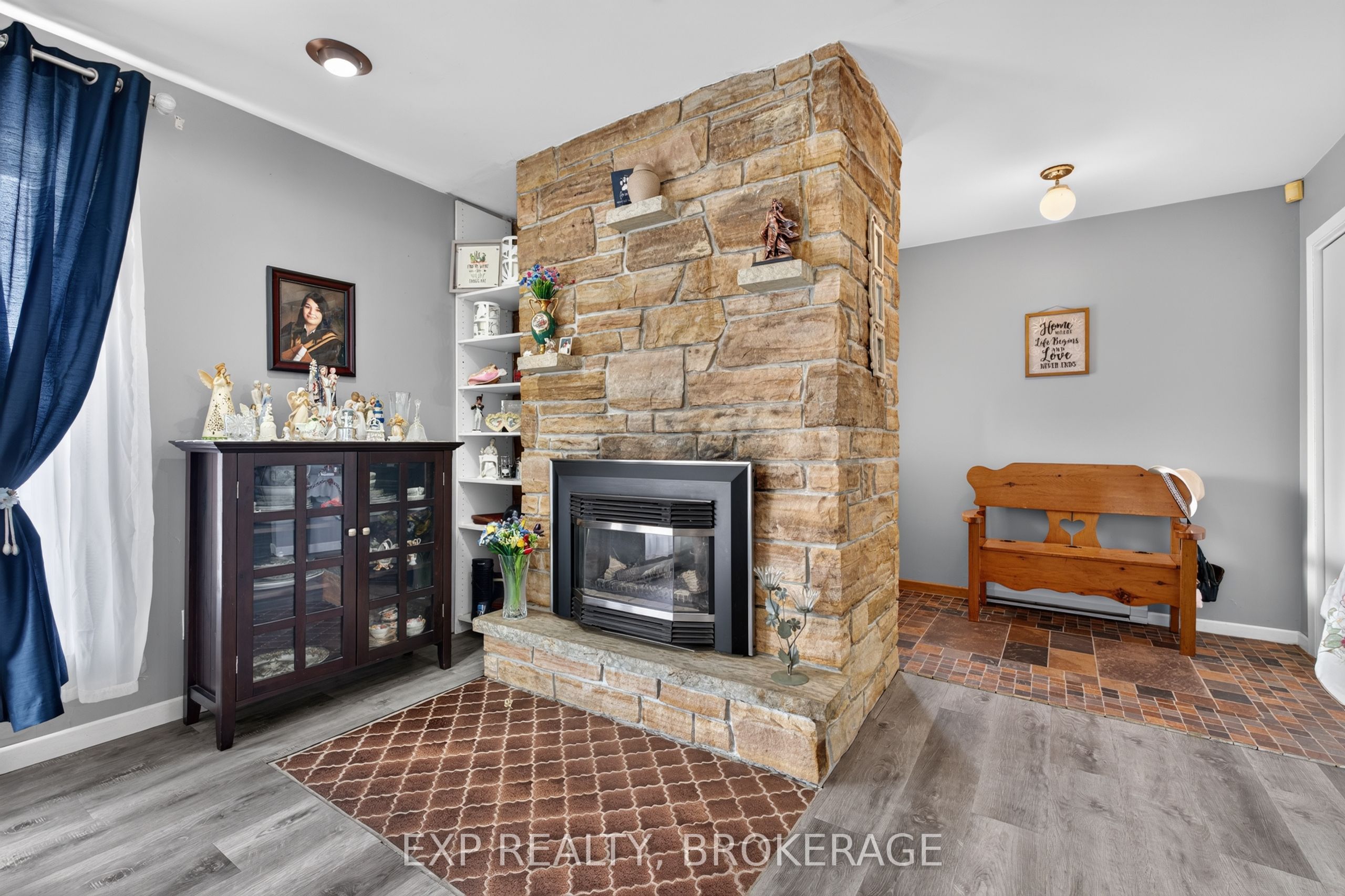 6583 Highway 15 Property Photo 10