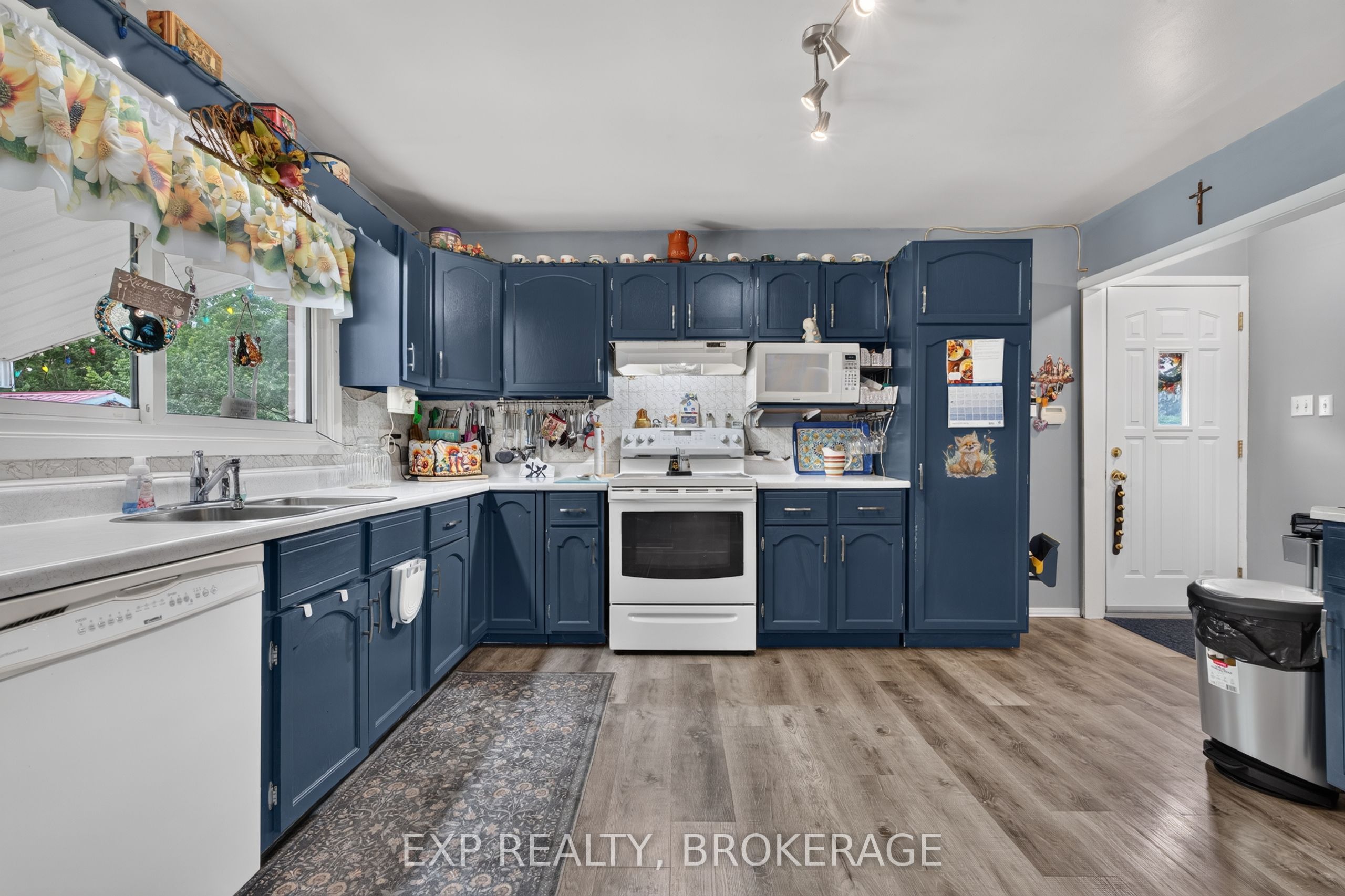 6583 Highway 15 Property Photo 15