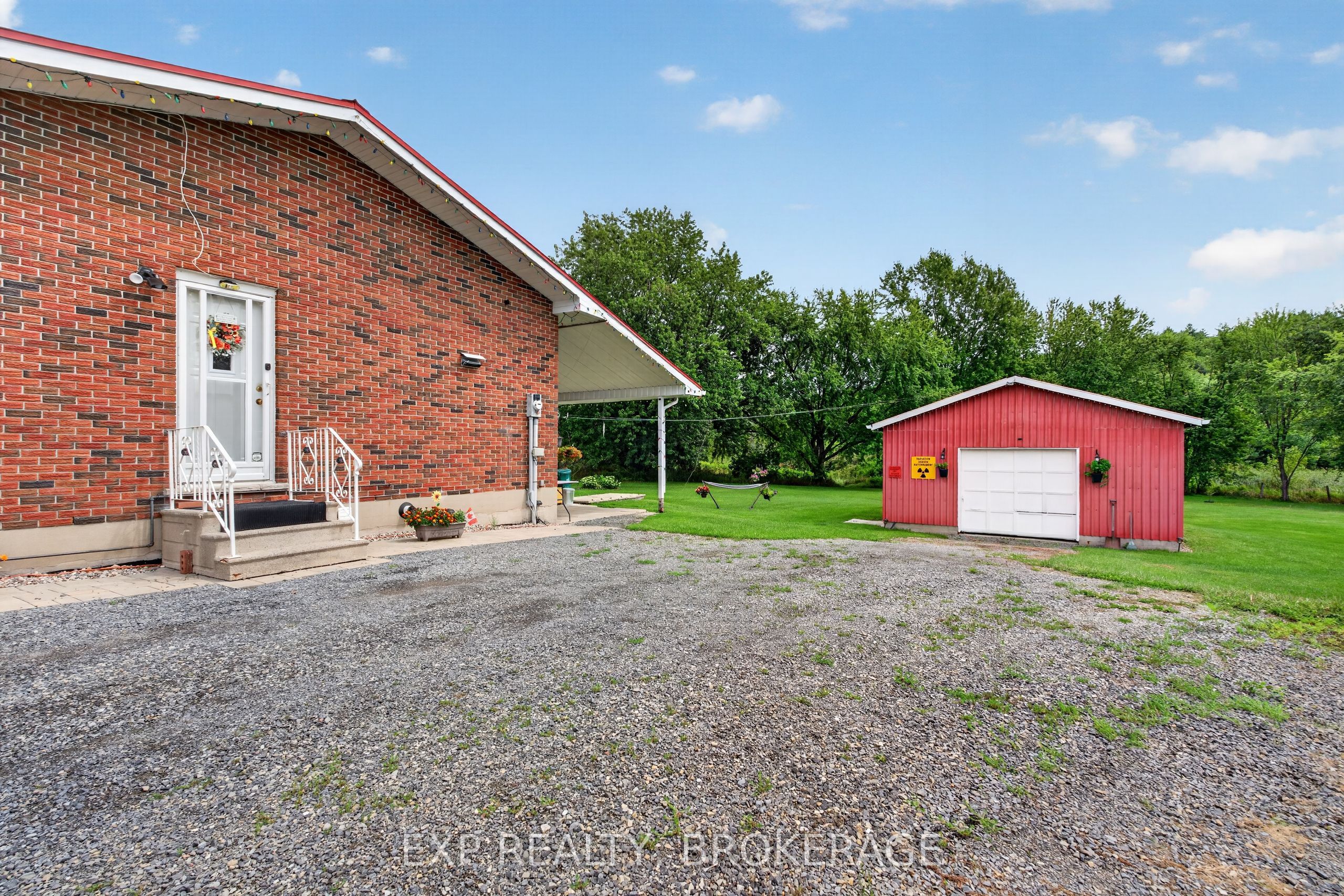 6583 Highway 15 Property Photo 44