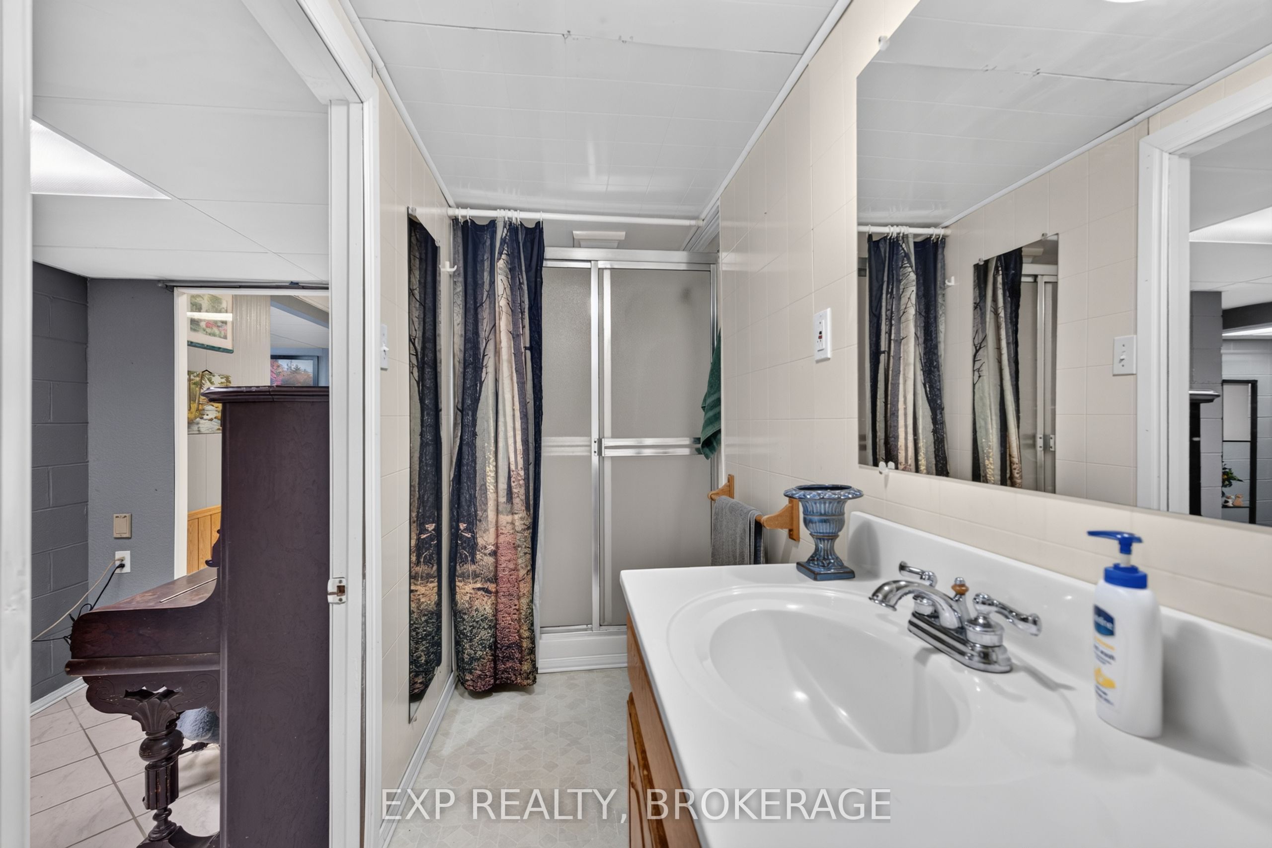 6583 Highway 15 Property Photo 46