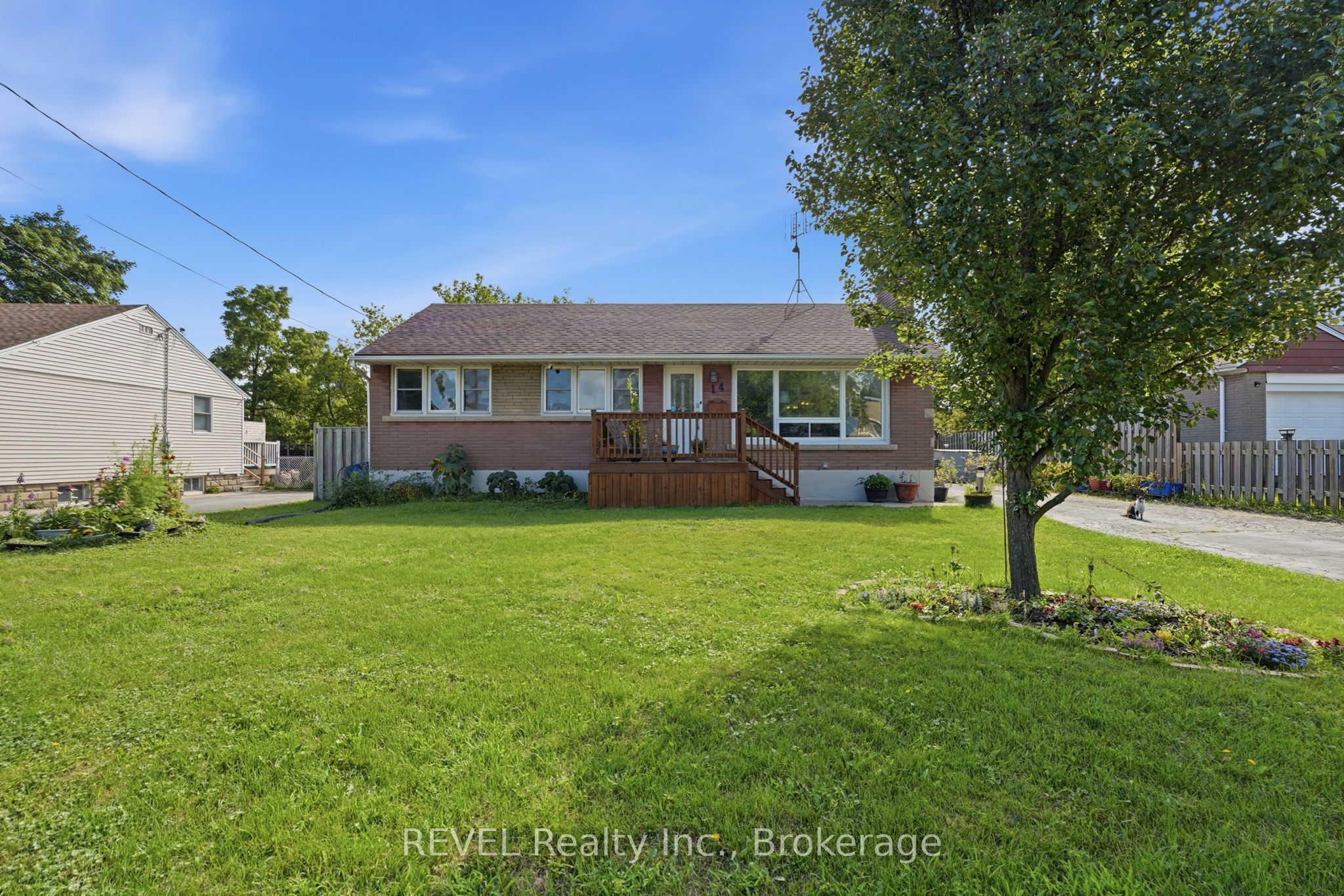 14 Gram Avenue Property Photo 1
