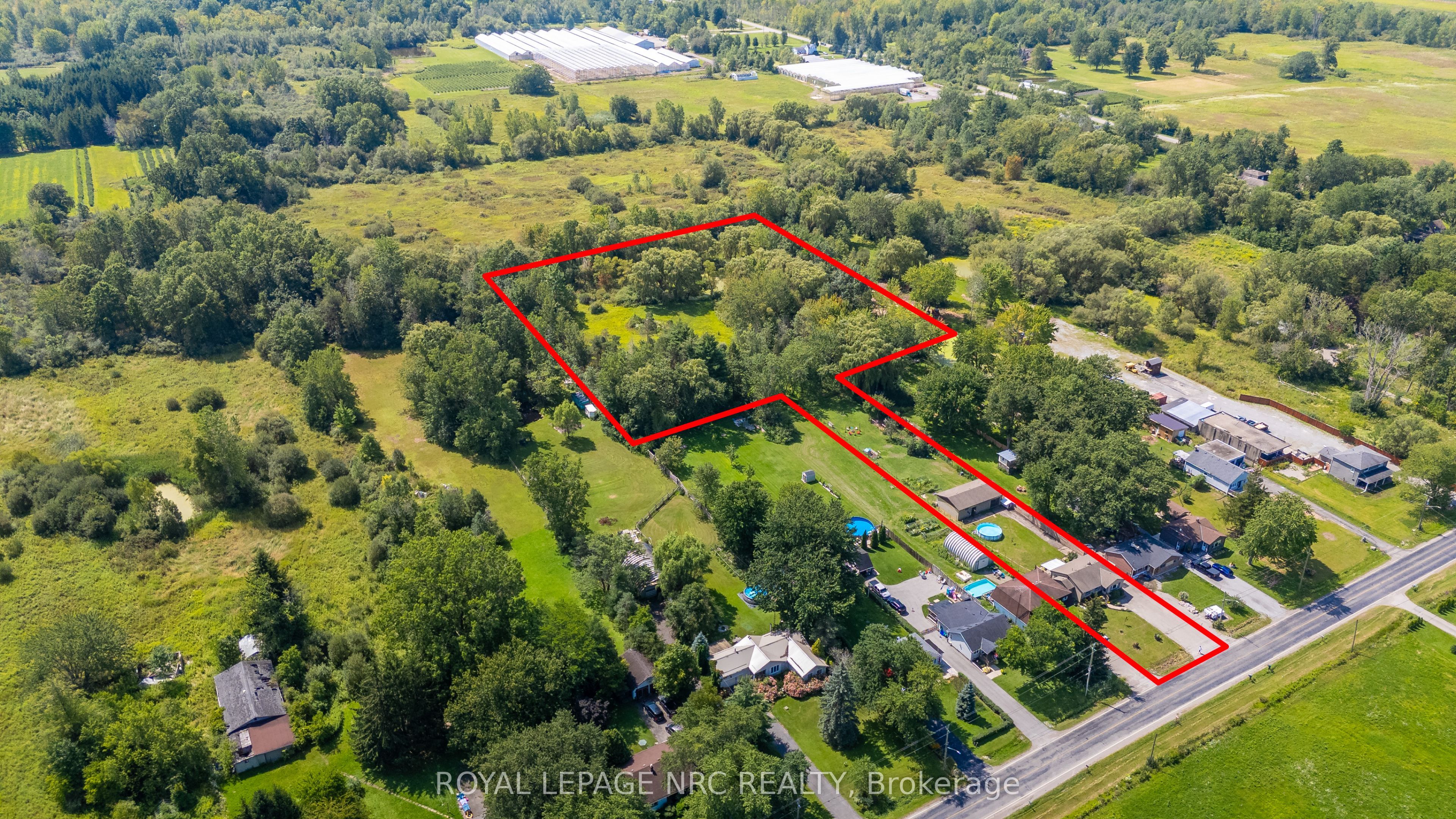 2499 Port Robinson Road Property Photo 1