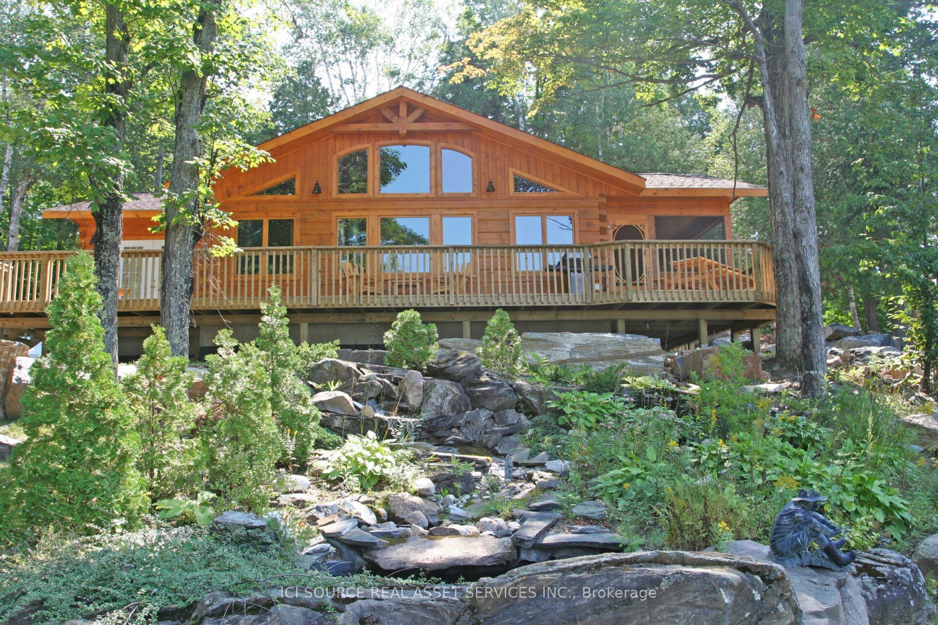 1016 Twin Pine Lane Property Photo 1