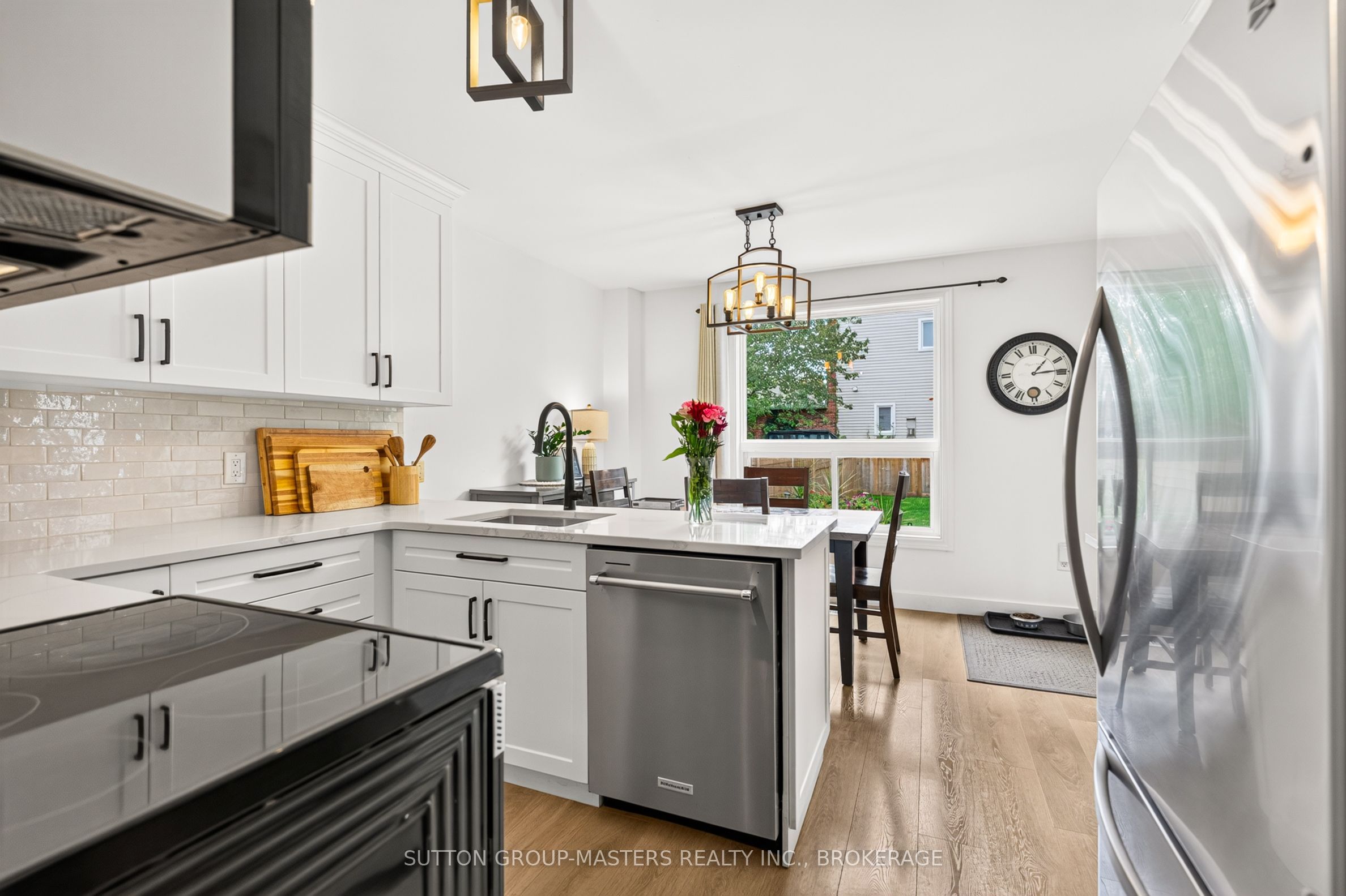 473 Evangeline Avenue Property Photo 9