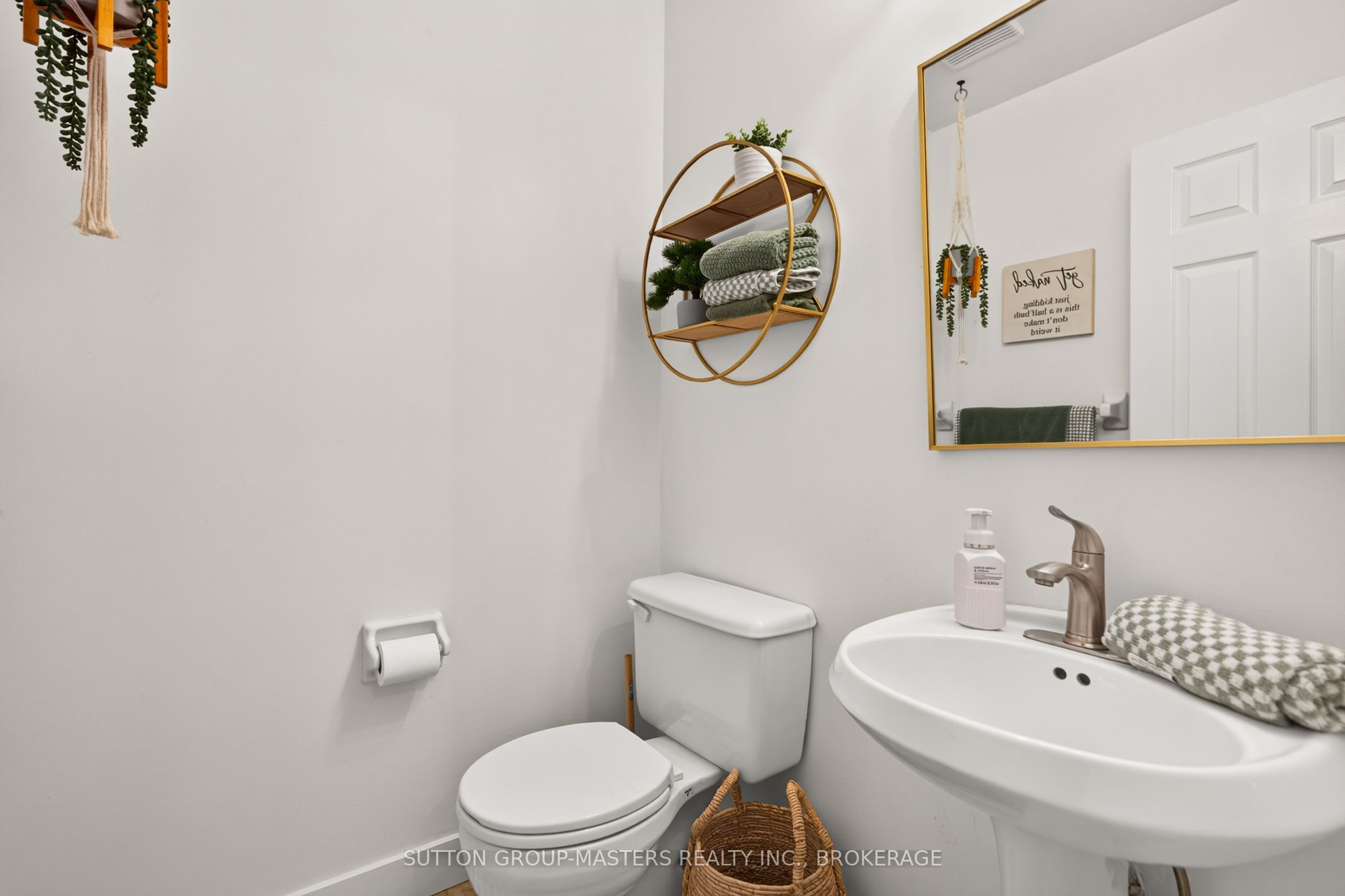 473 Evangeline Avenue Property Photo 15