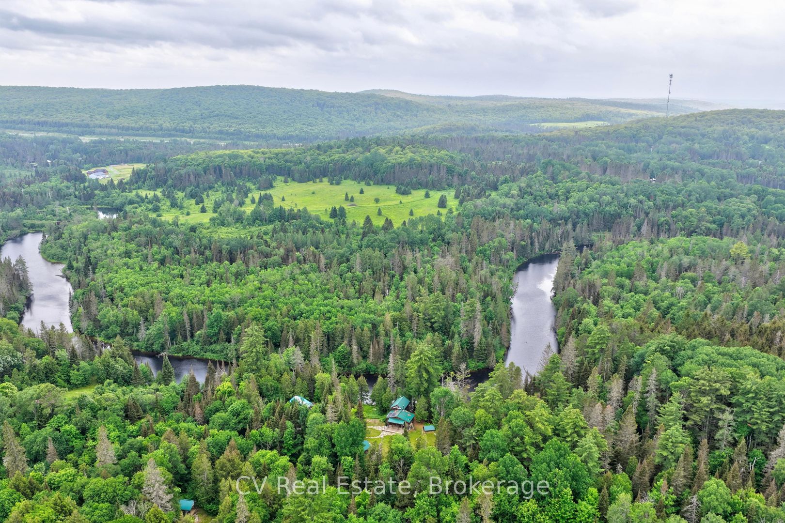 625 Chetwynd Road Property Photo 1