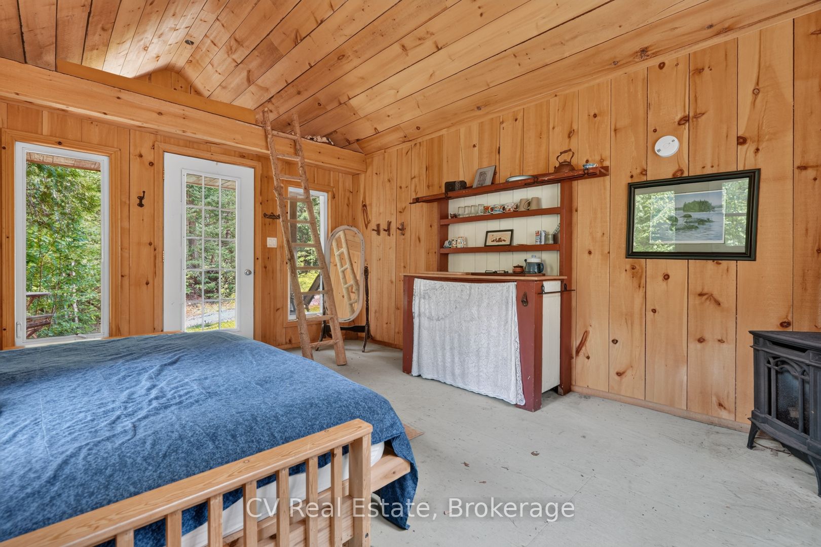 625 Chetwynd Road Property Photo 12