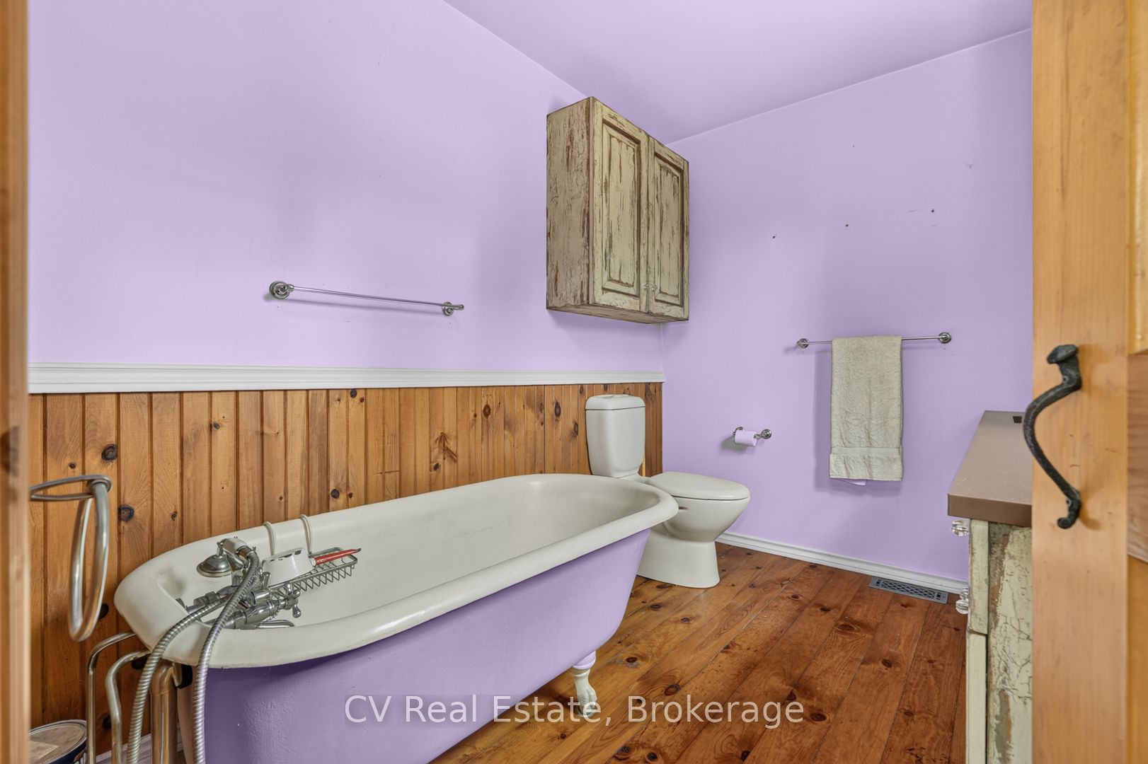 625 Chetwynd Road Property Photo 20