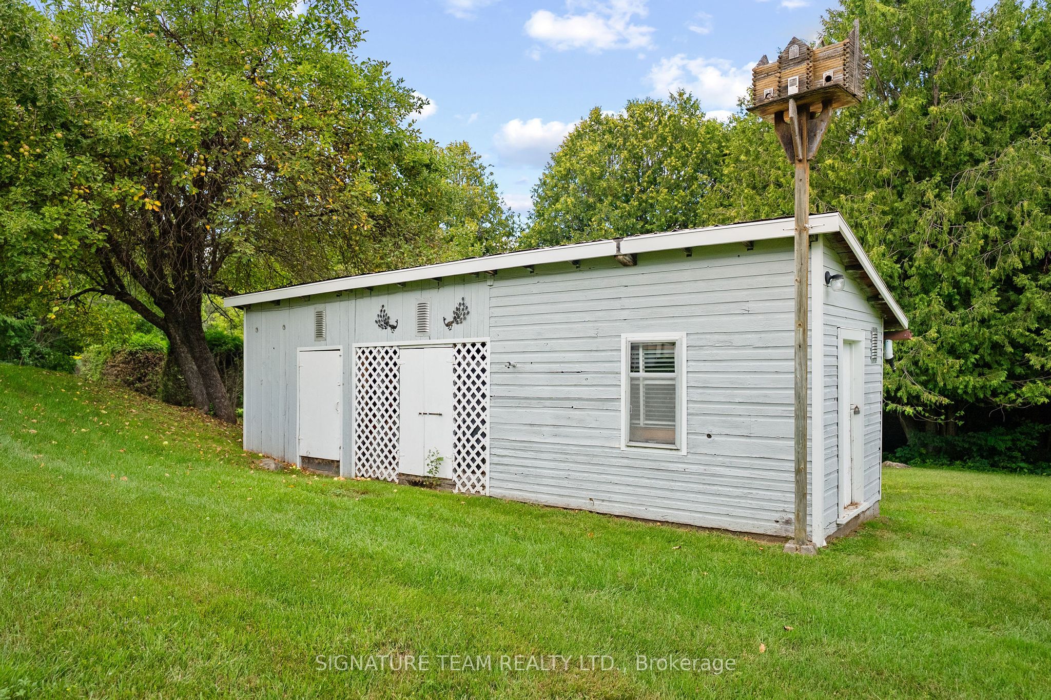1208 Augsburg Road N Property Photo 25