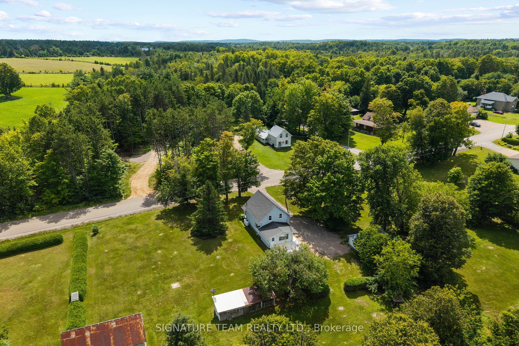 1208 Augsburg Road N Property Photo 29