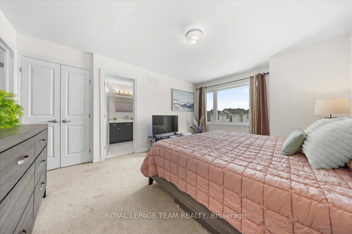290 Turnbuckle Crescent Property Photo 18