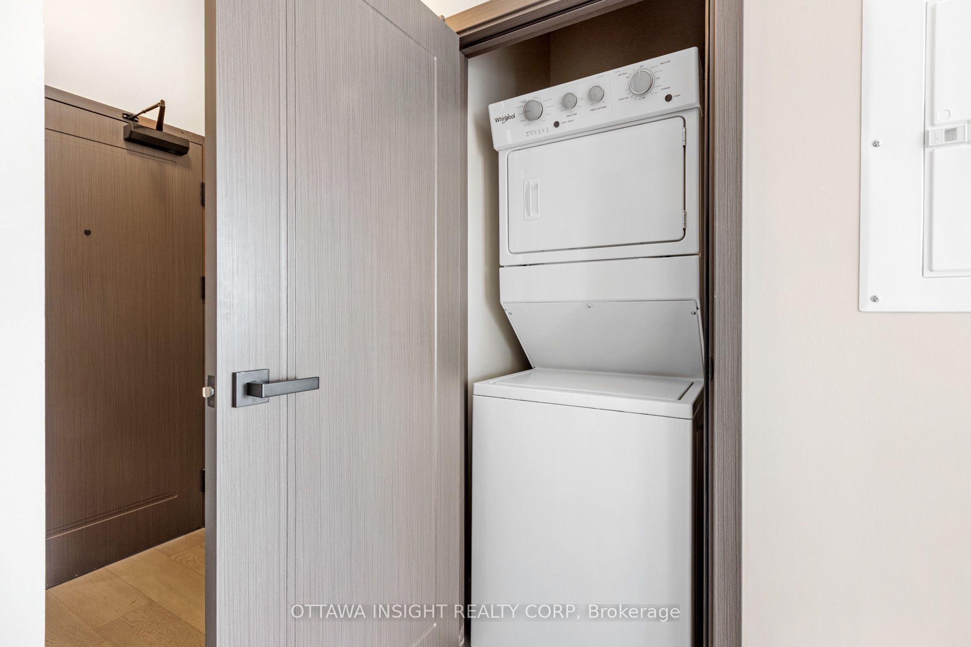 180 Kanata Avenue 1c Property Photo 9