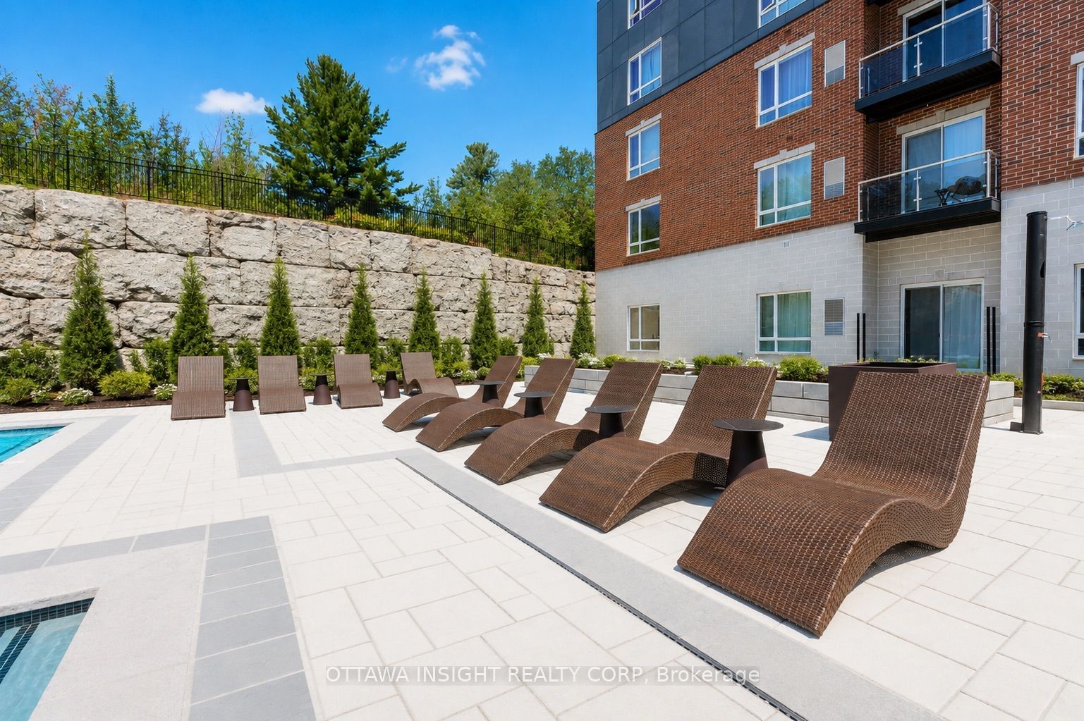 180 Kanata Avenue 1c Property Photo 14