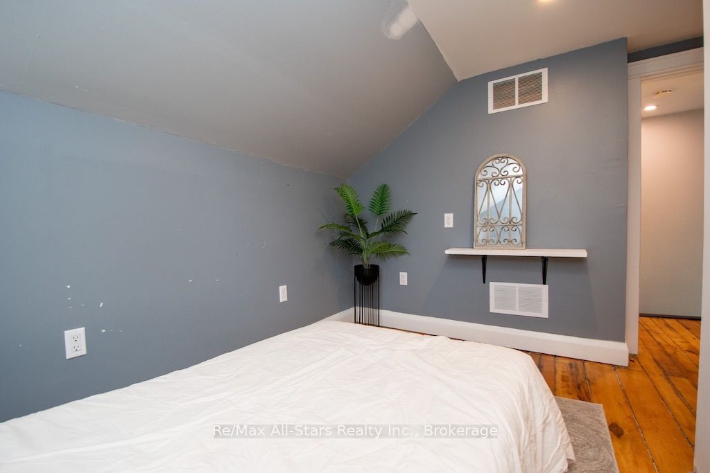 96 Regent Street Property Photo 35