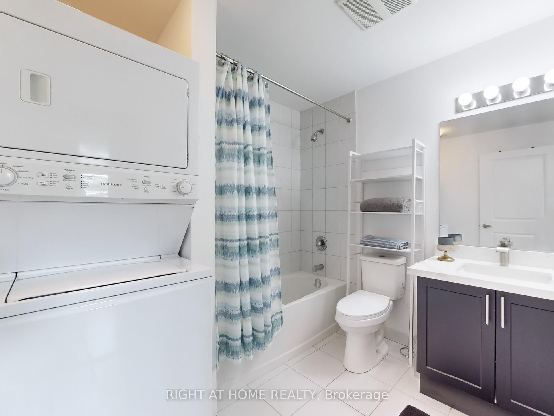 101 E Shoreview Place 111 Property Photo 26