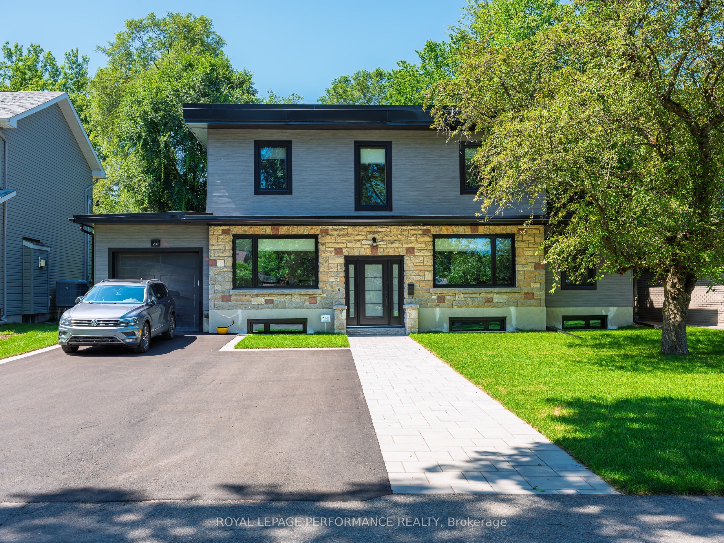 238 Island Park Drive Property Photo 1