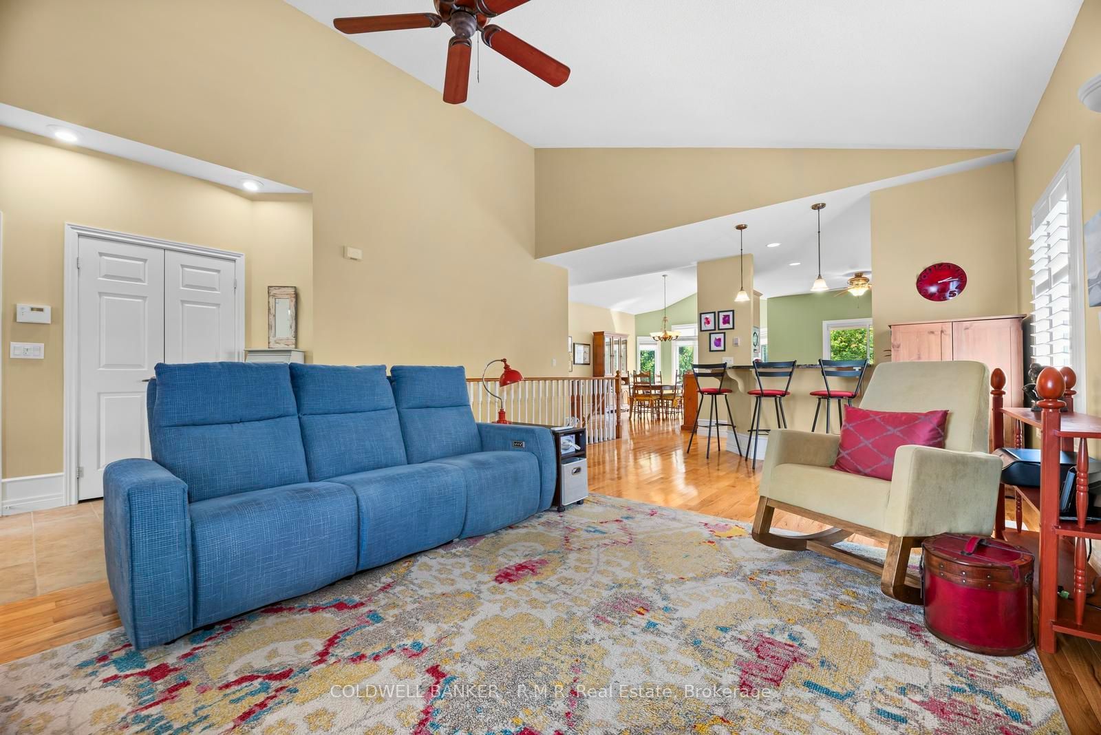 1188 Alder Road E Property Photo 9