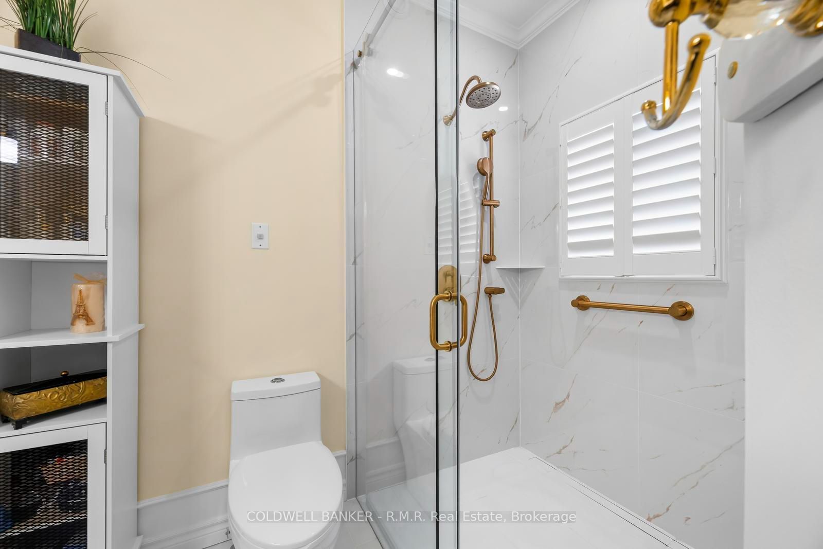 1188 Alder Road E Property Photo 24