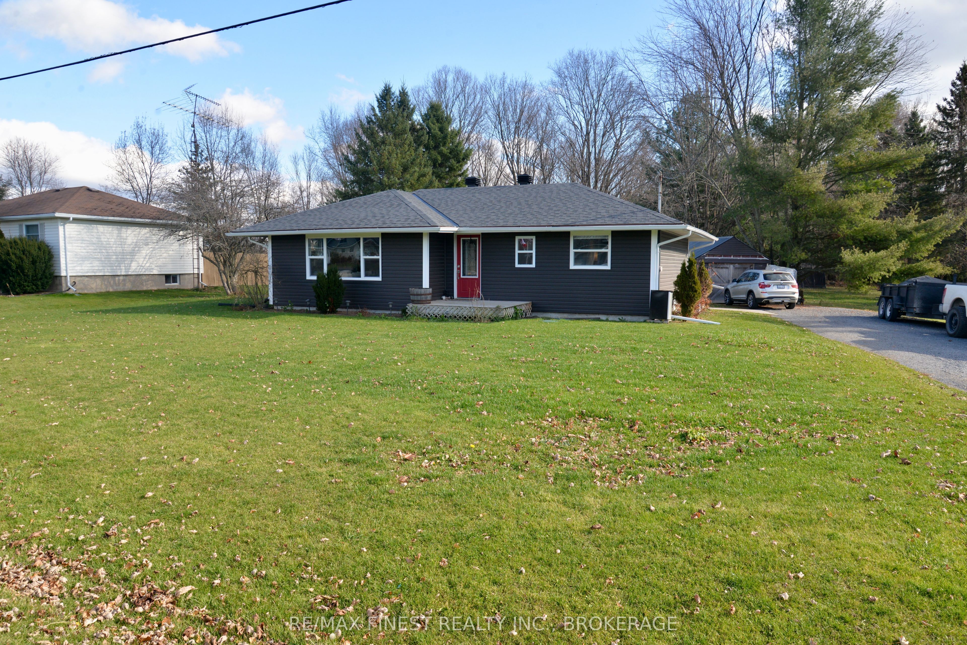 3616 Perth Road Property Photo 2