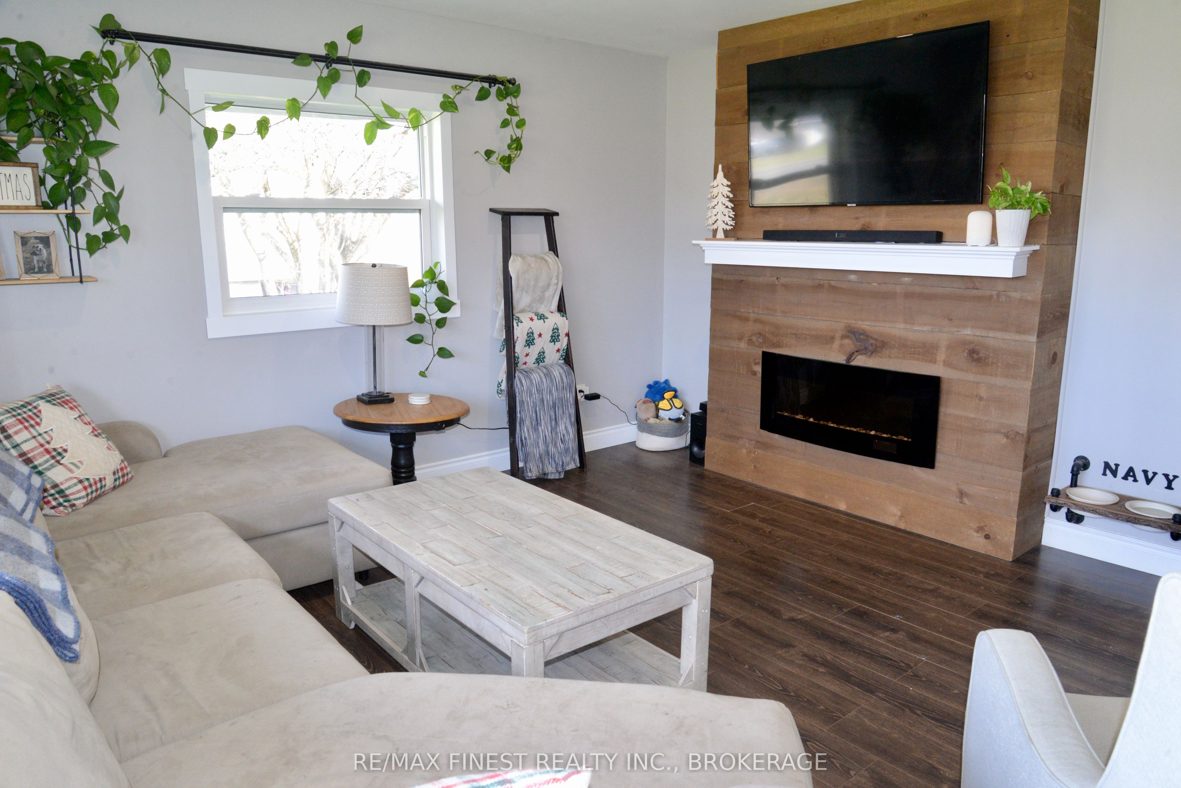 3616 Perth Road Property Photo 9
