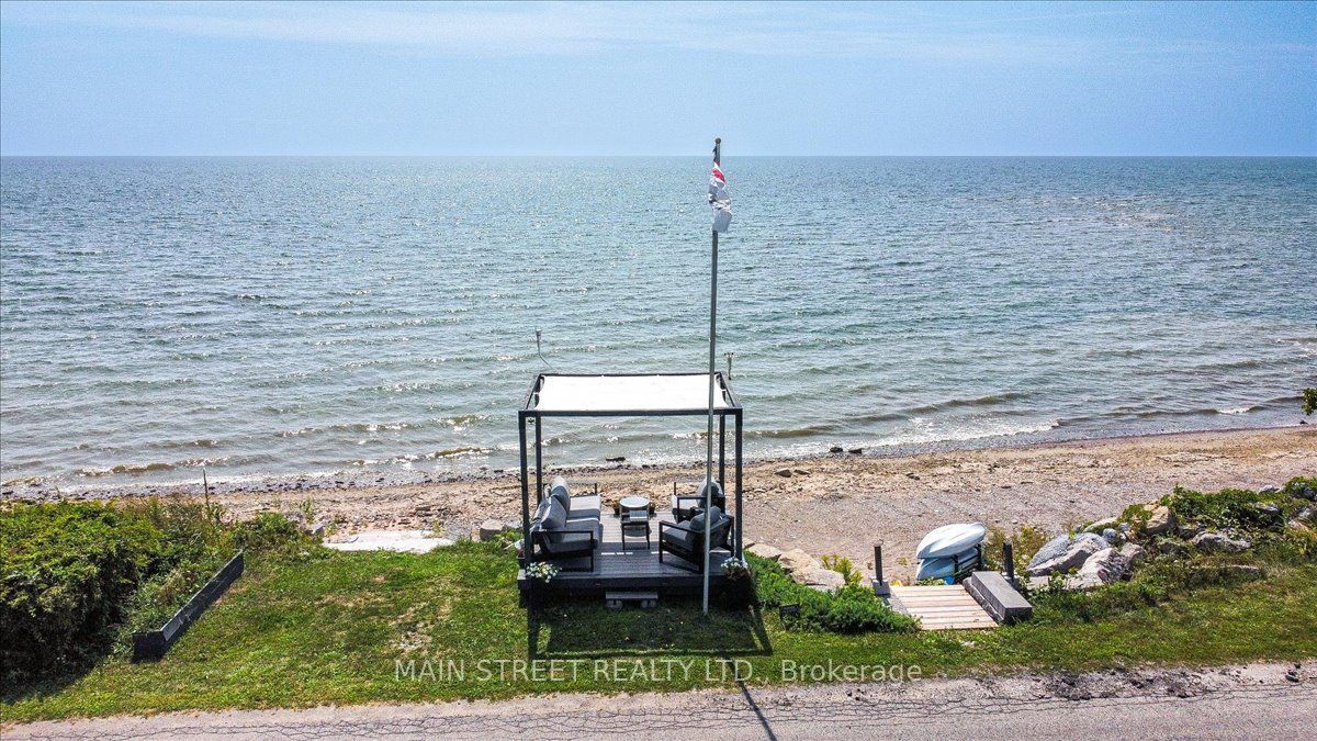 1275 Lakeshore Road Property Photo 1