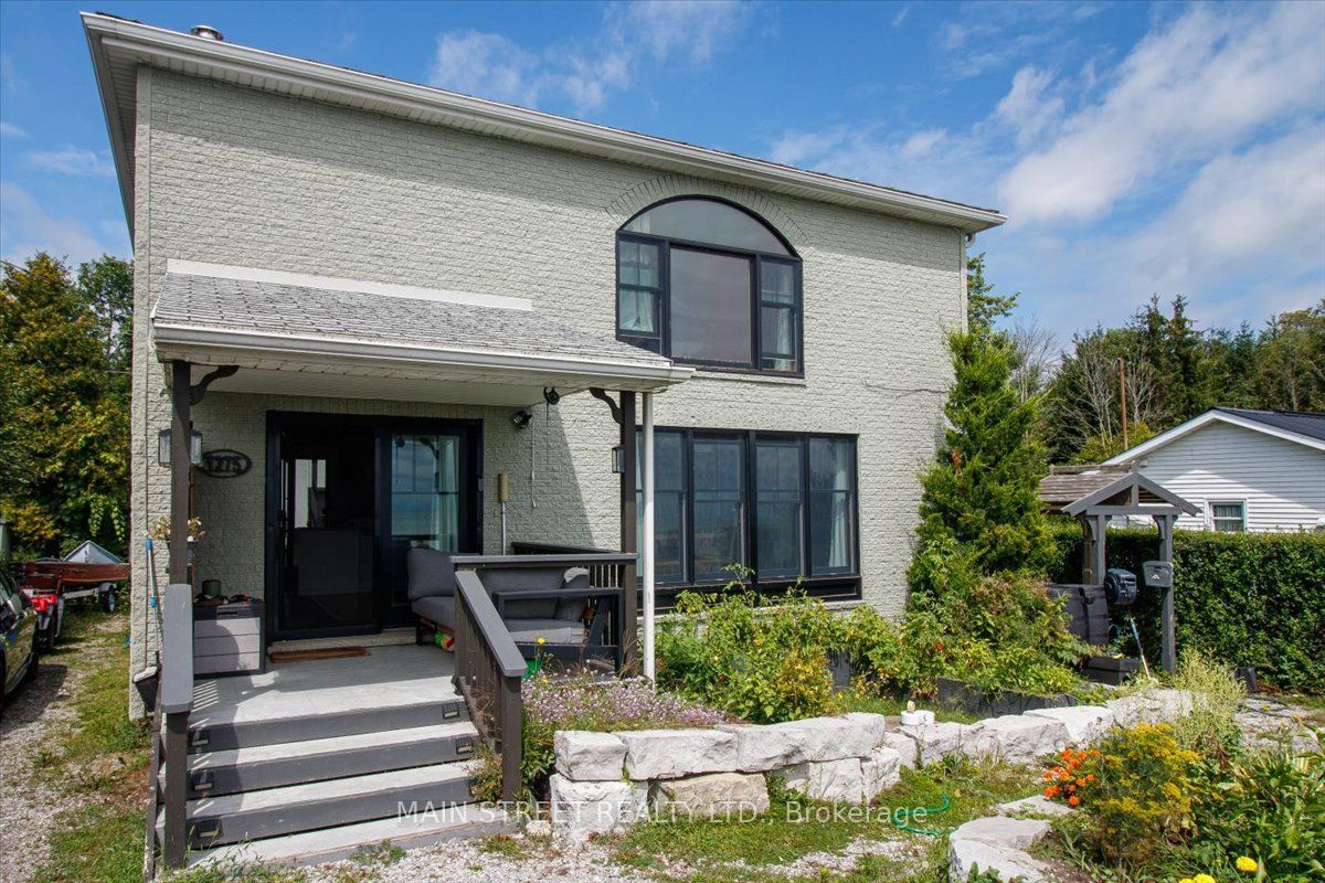 1275 Lakeshore Road Property Photo 7