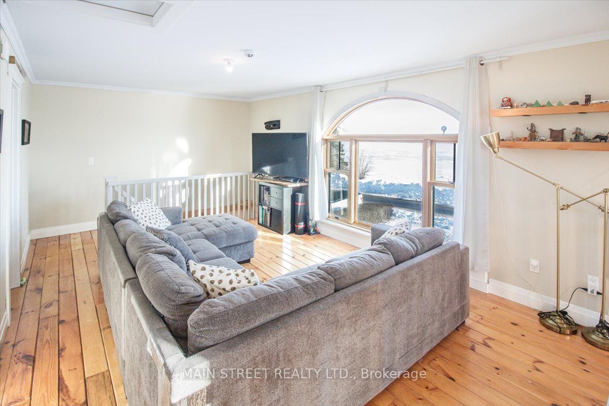 1275 Lakeshore Road Property Photo 20