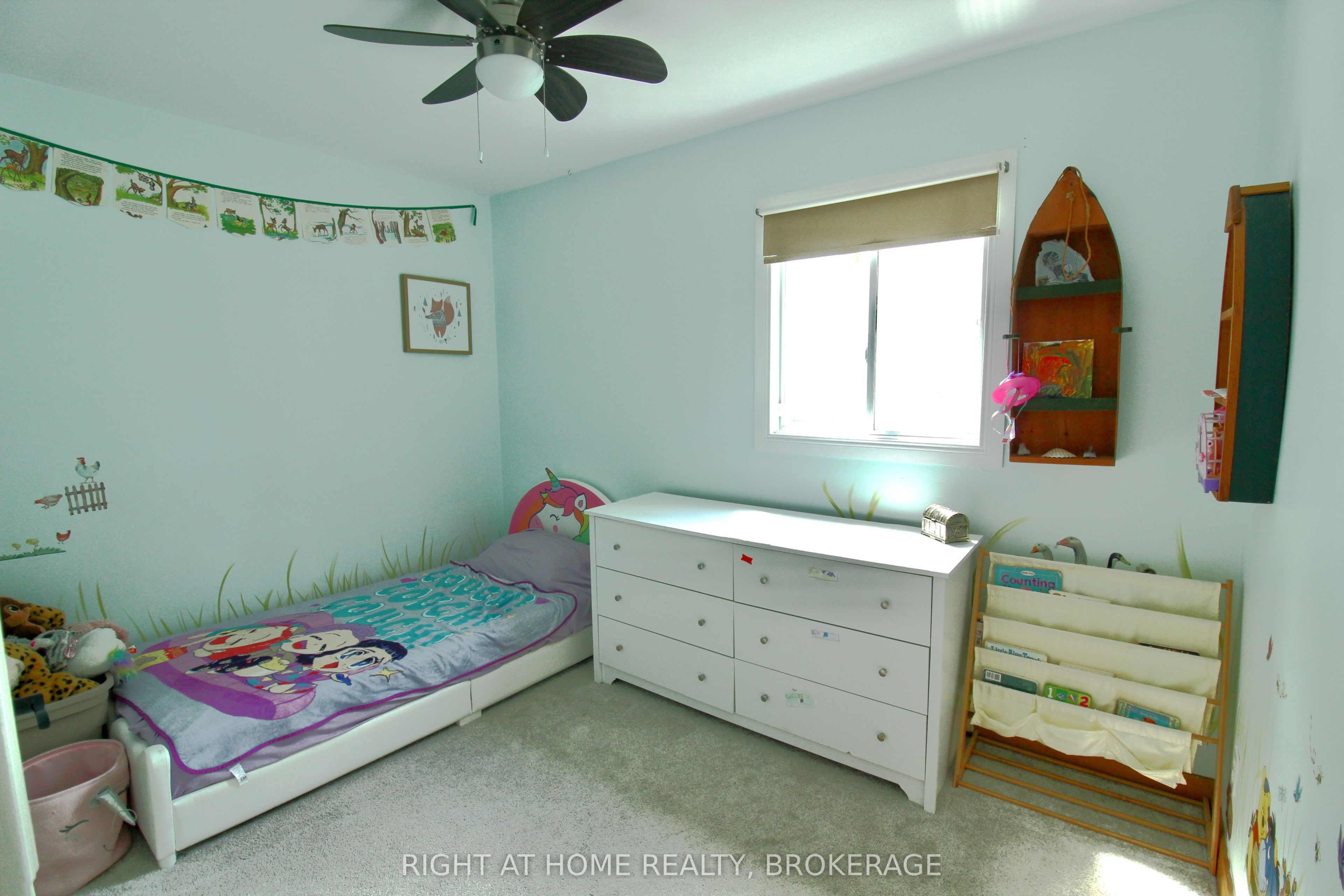711 John Street Property Photo 17