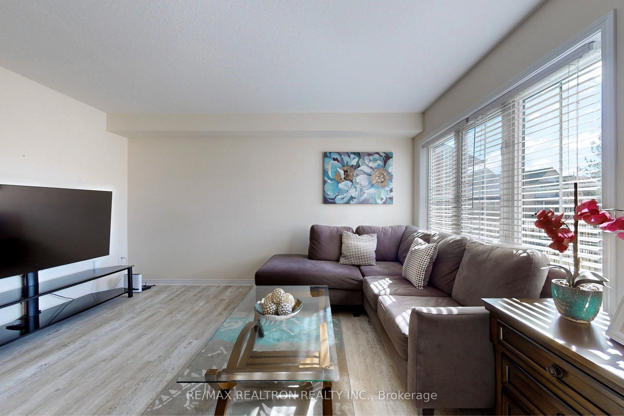 8472 Hickory Lane Property Photo 12