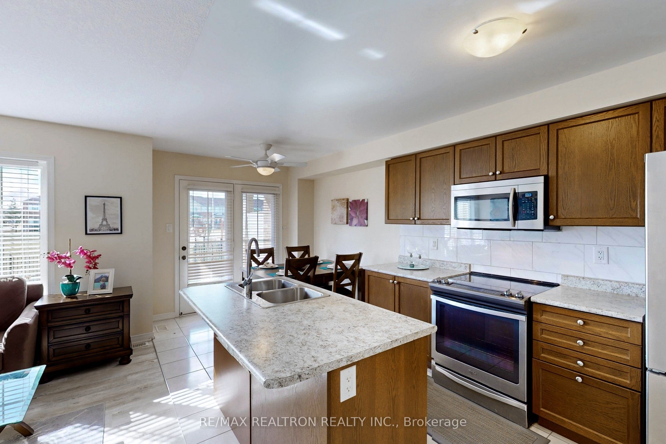 8472 Hickory Lane Property Photo 16