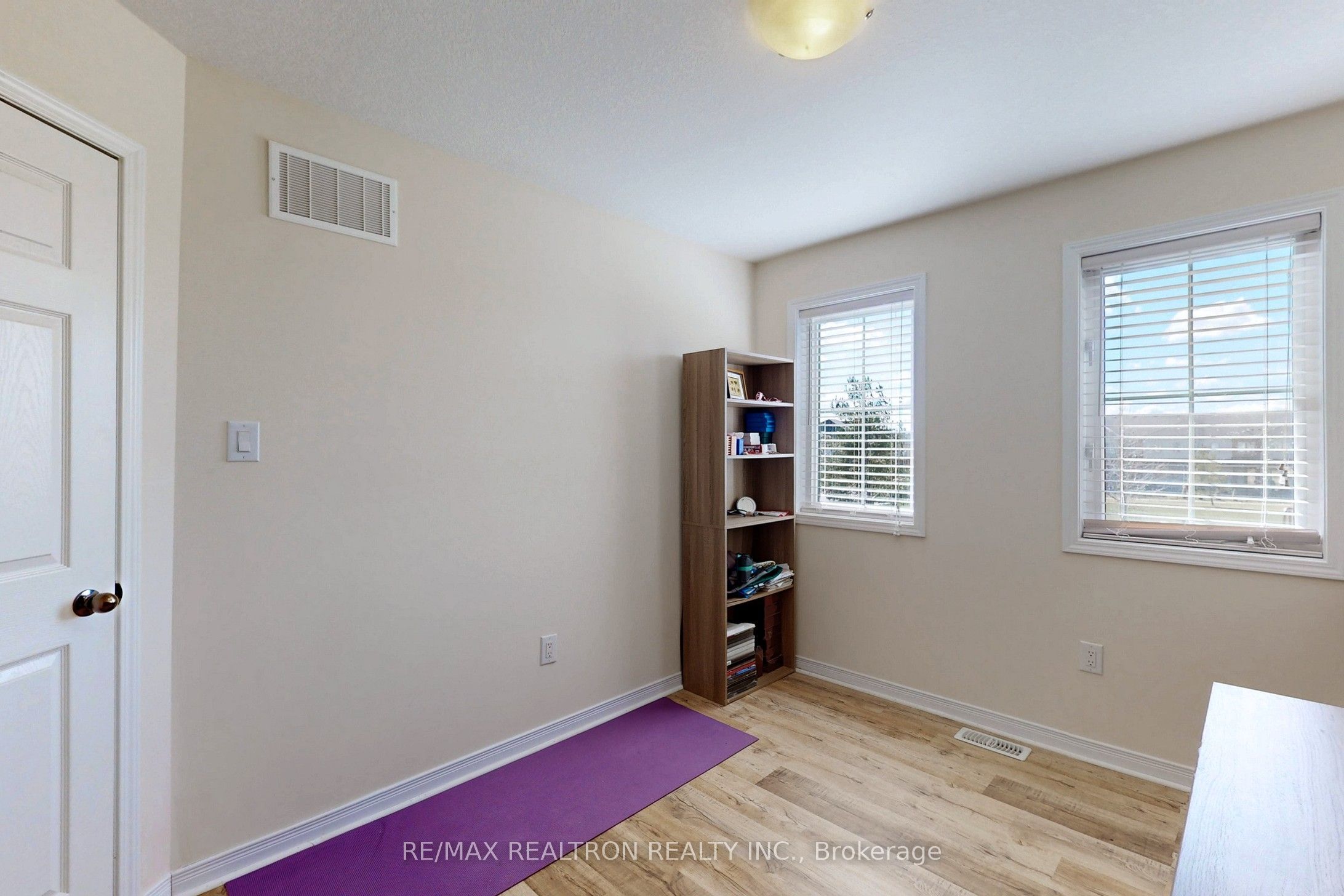 8472 Hickory Lane Property Photo 29