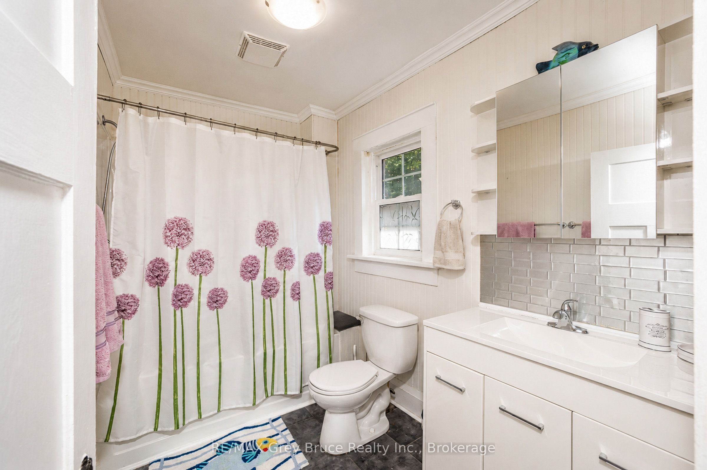 813 5th Avenue A Avenue E Property Photo 17