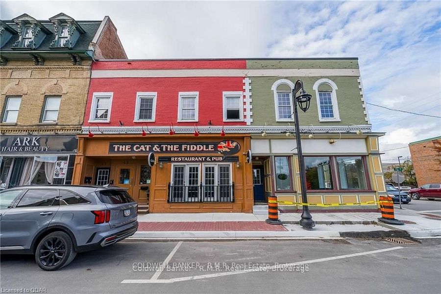 47 William Street N 3 Property Photo 7