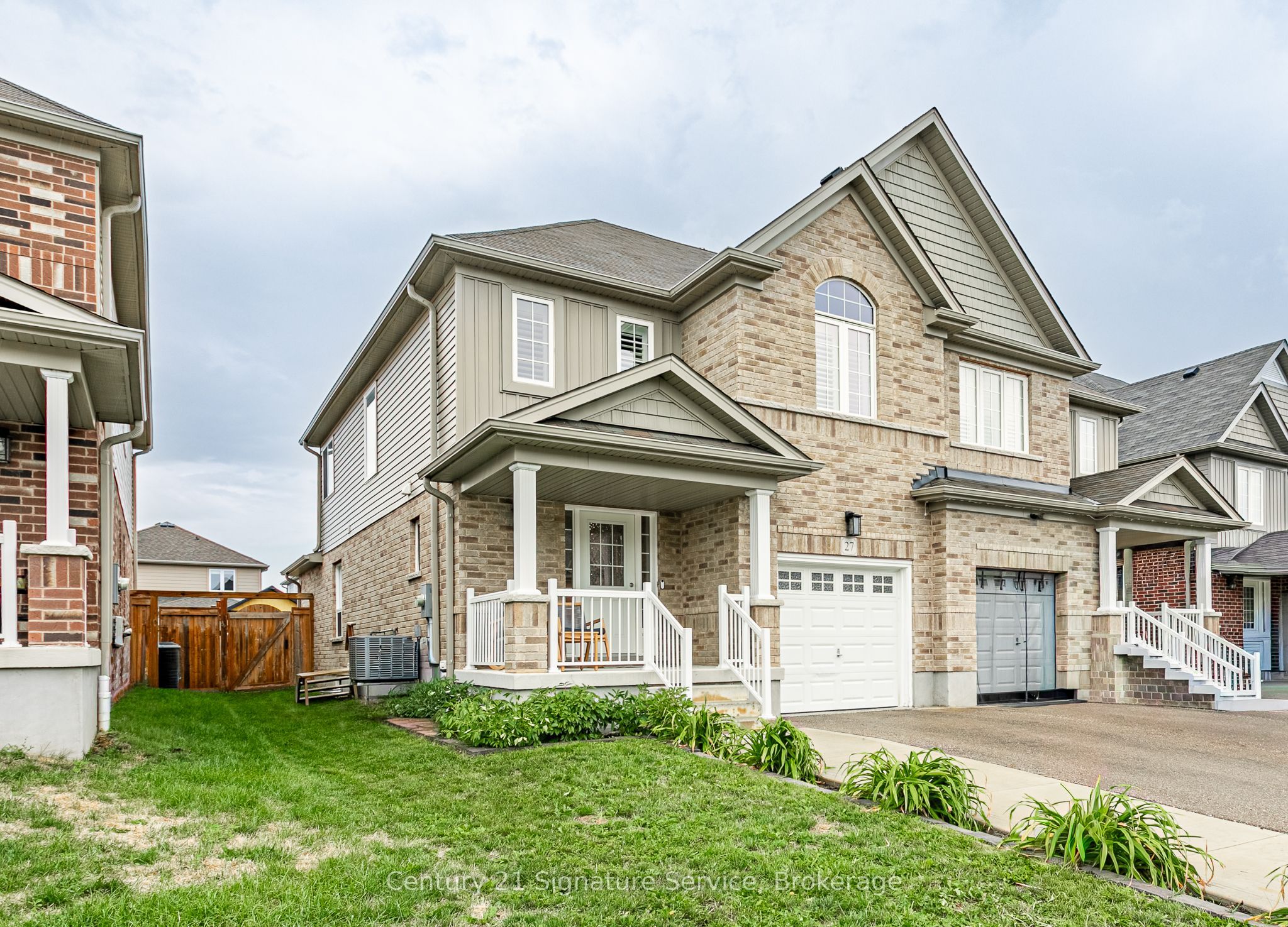27 Freer Drive Property Photo 2