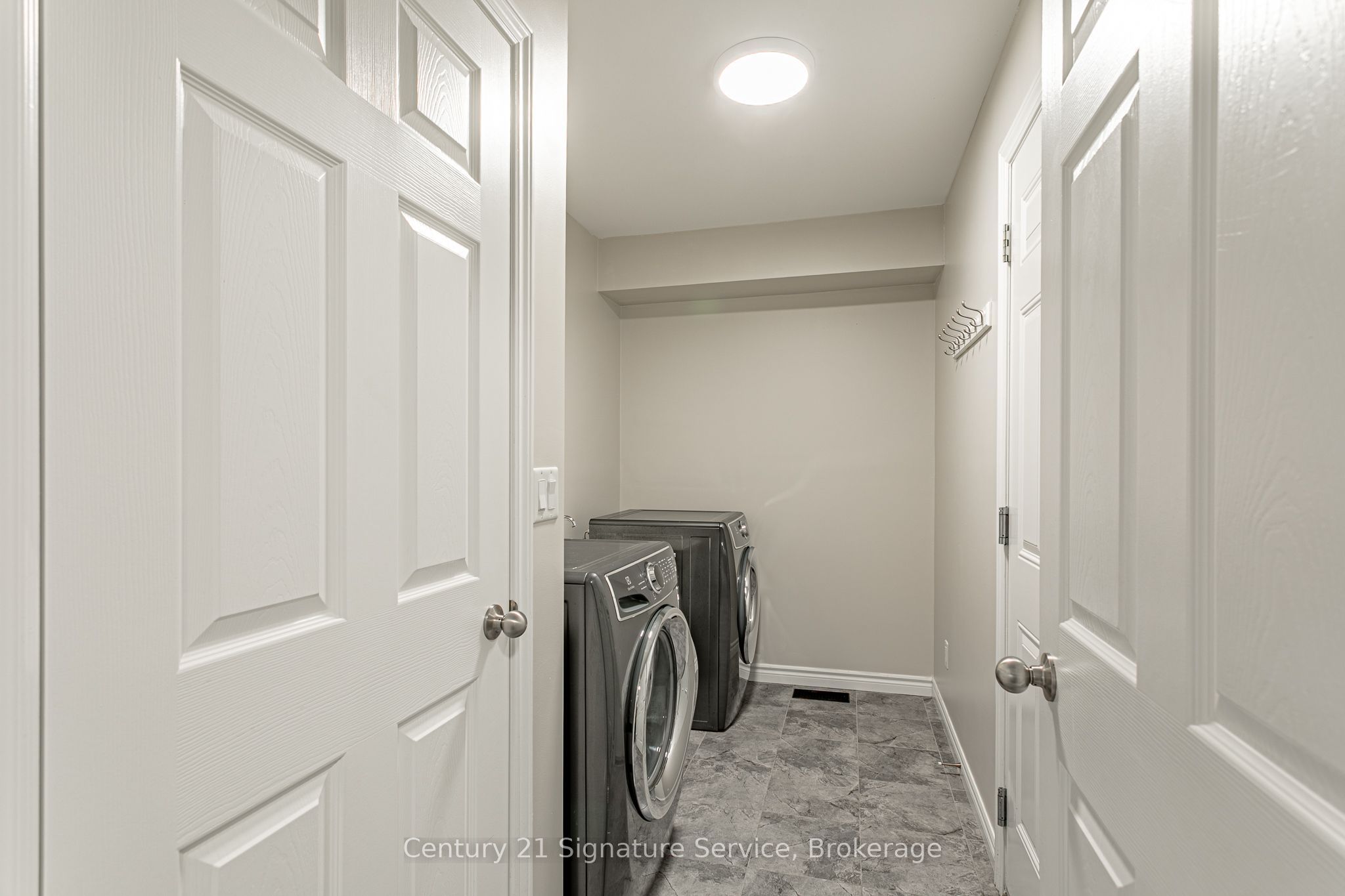 27 Freer Drive Property Photo 10