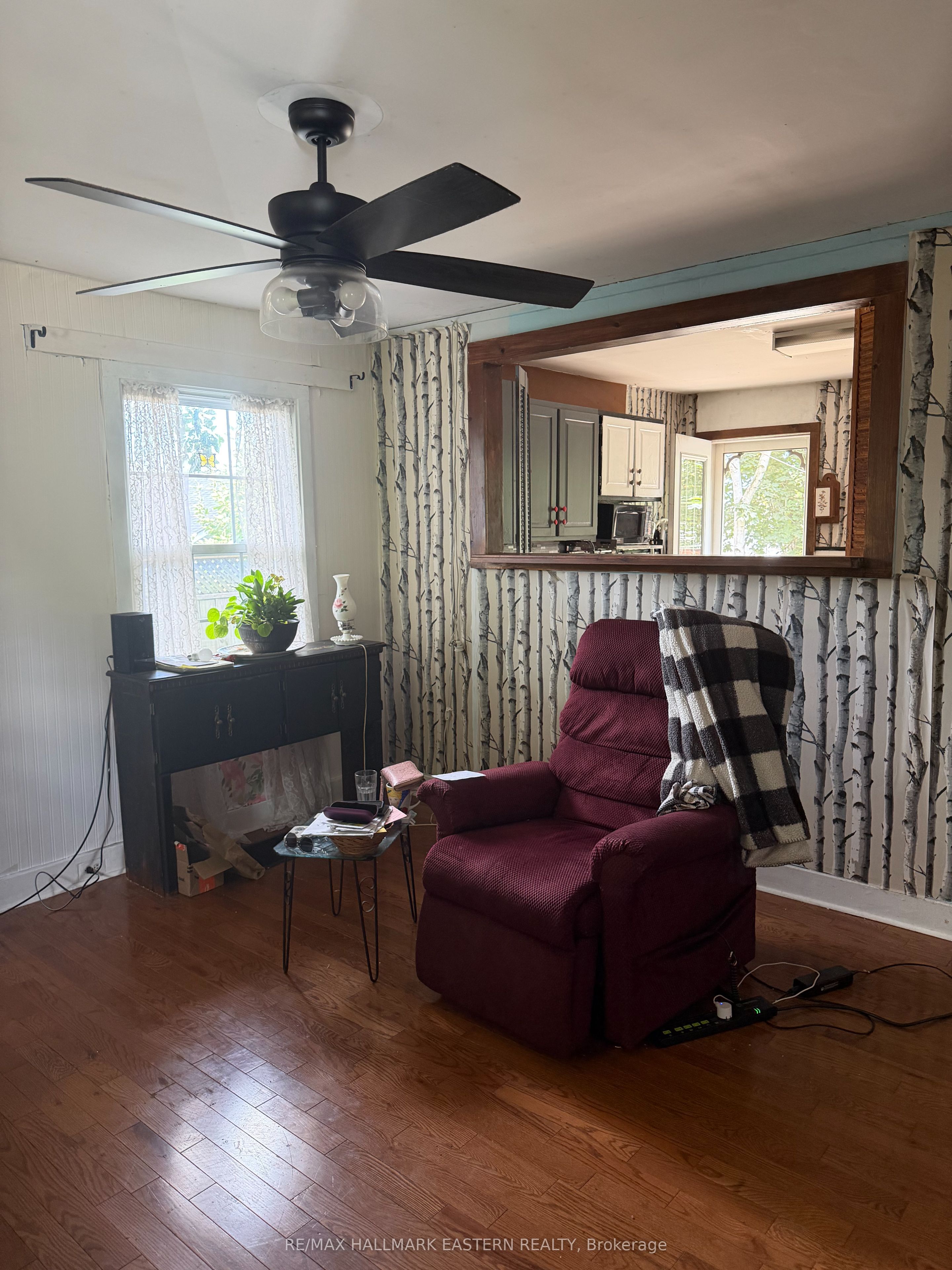 413 Bellevue Street Property Photo 7