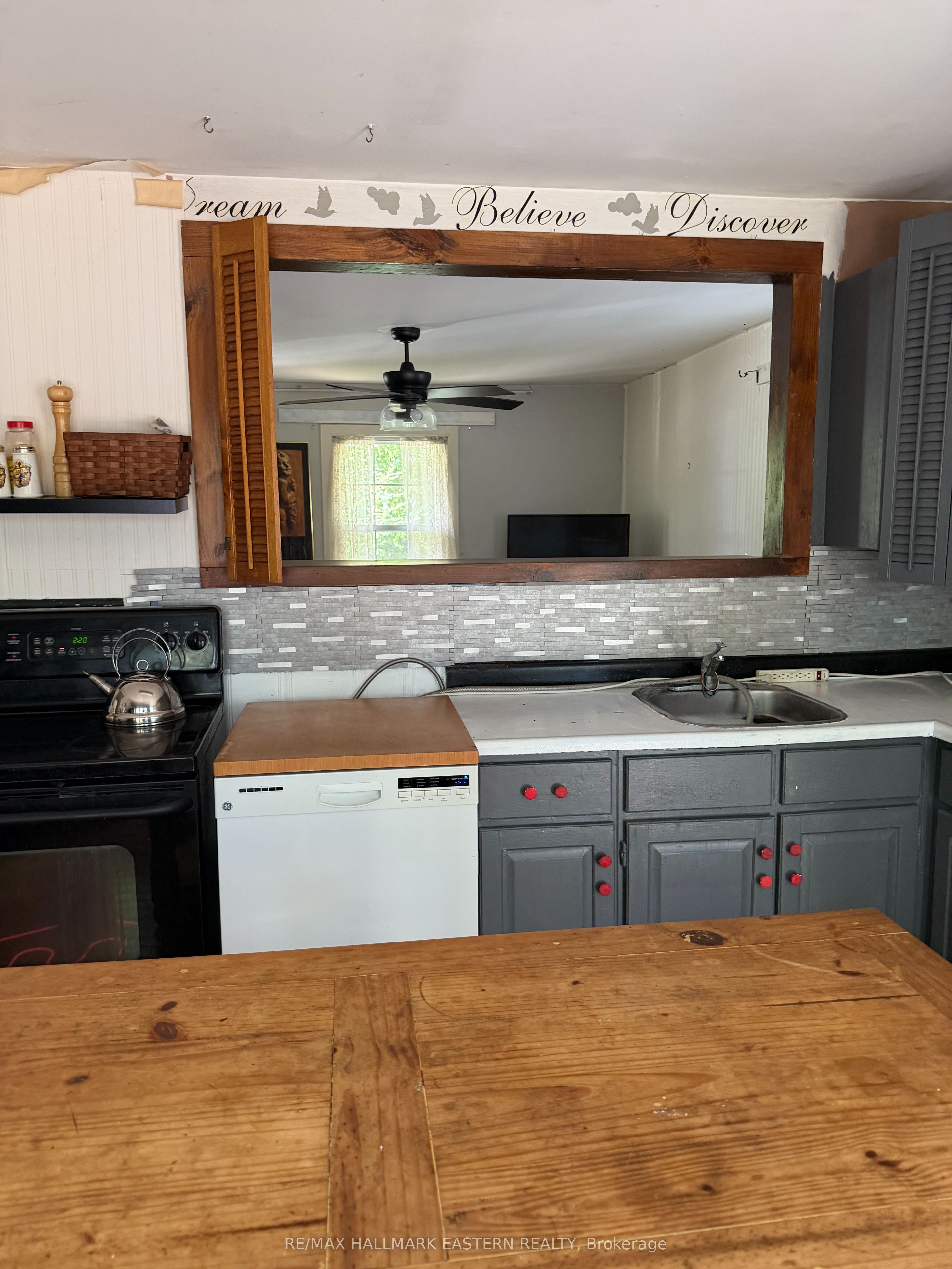 413 Bellevue Street Property Photo 13