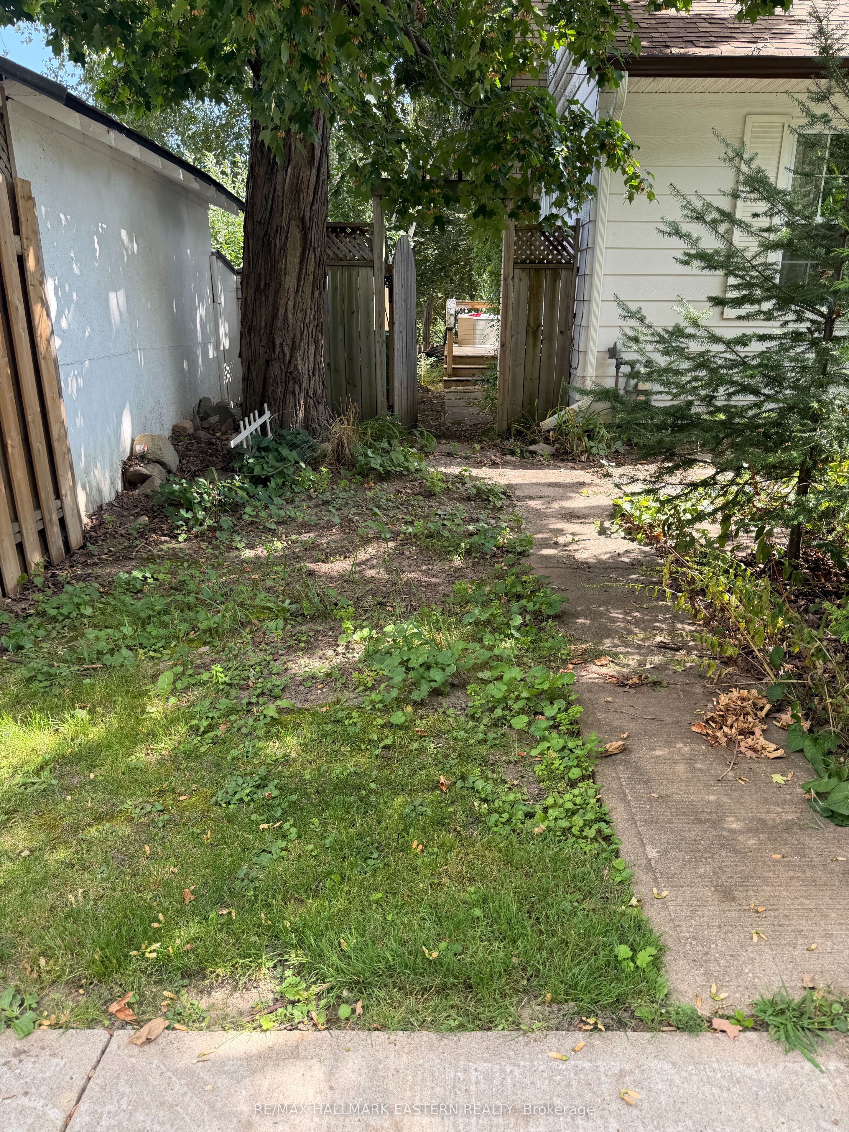 413 Bellevue Street Property Photo 31
