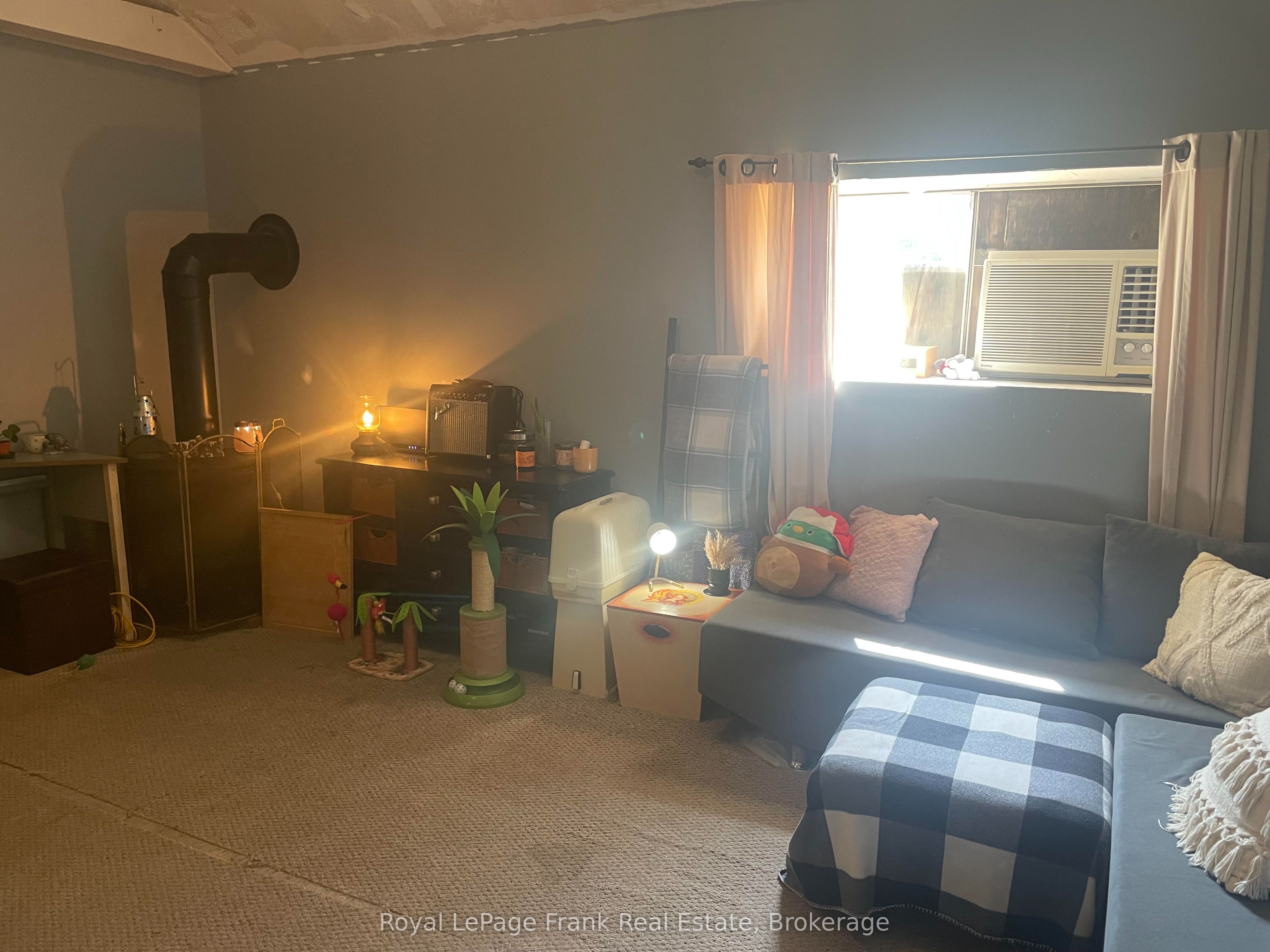 2318 County Rd 45 Property Photo 6