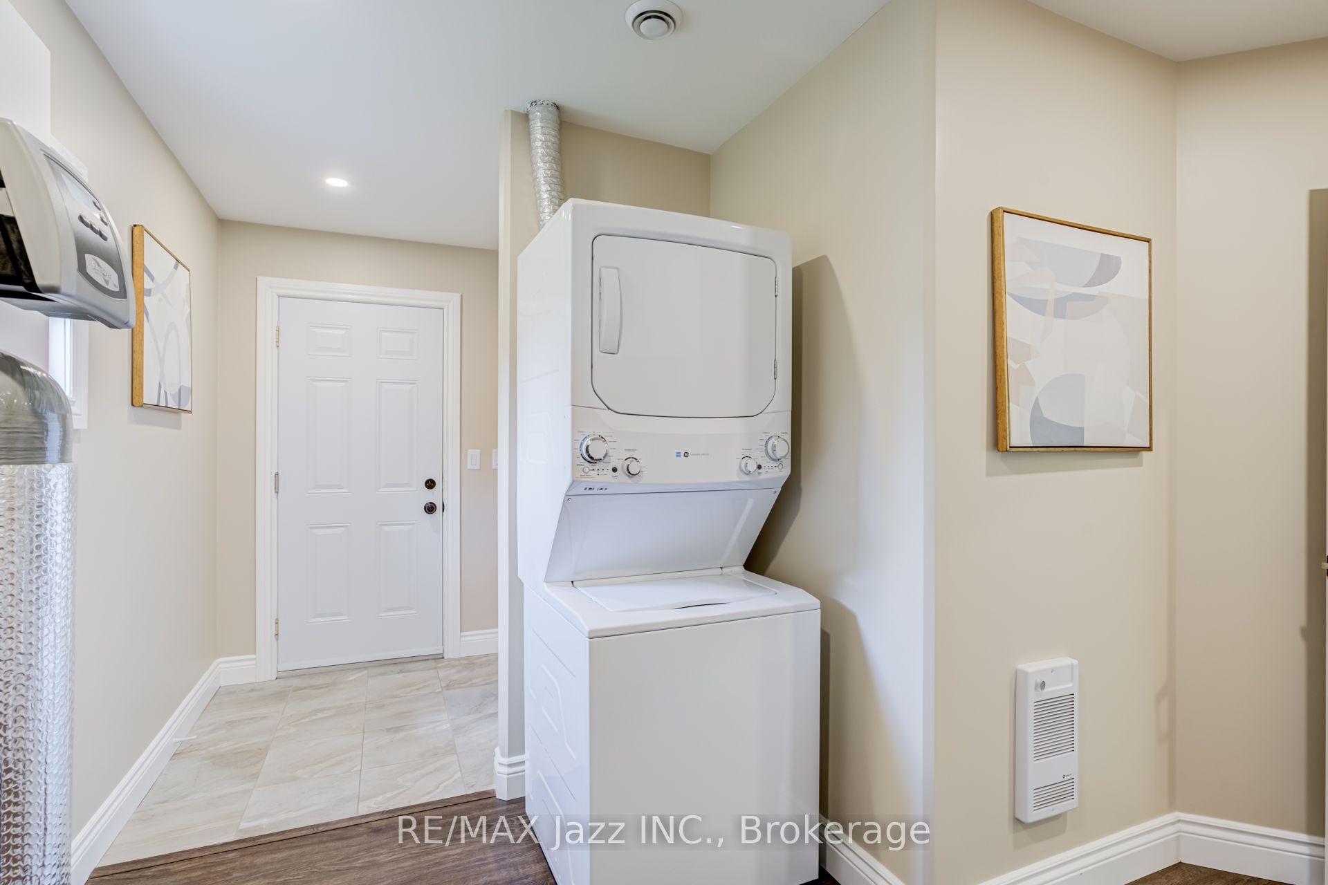 8 Beamish Road Property Photo 31