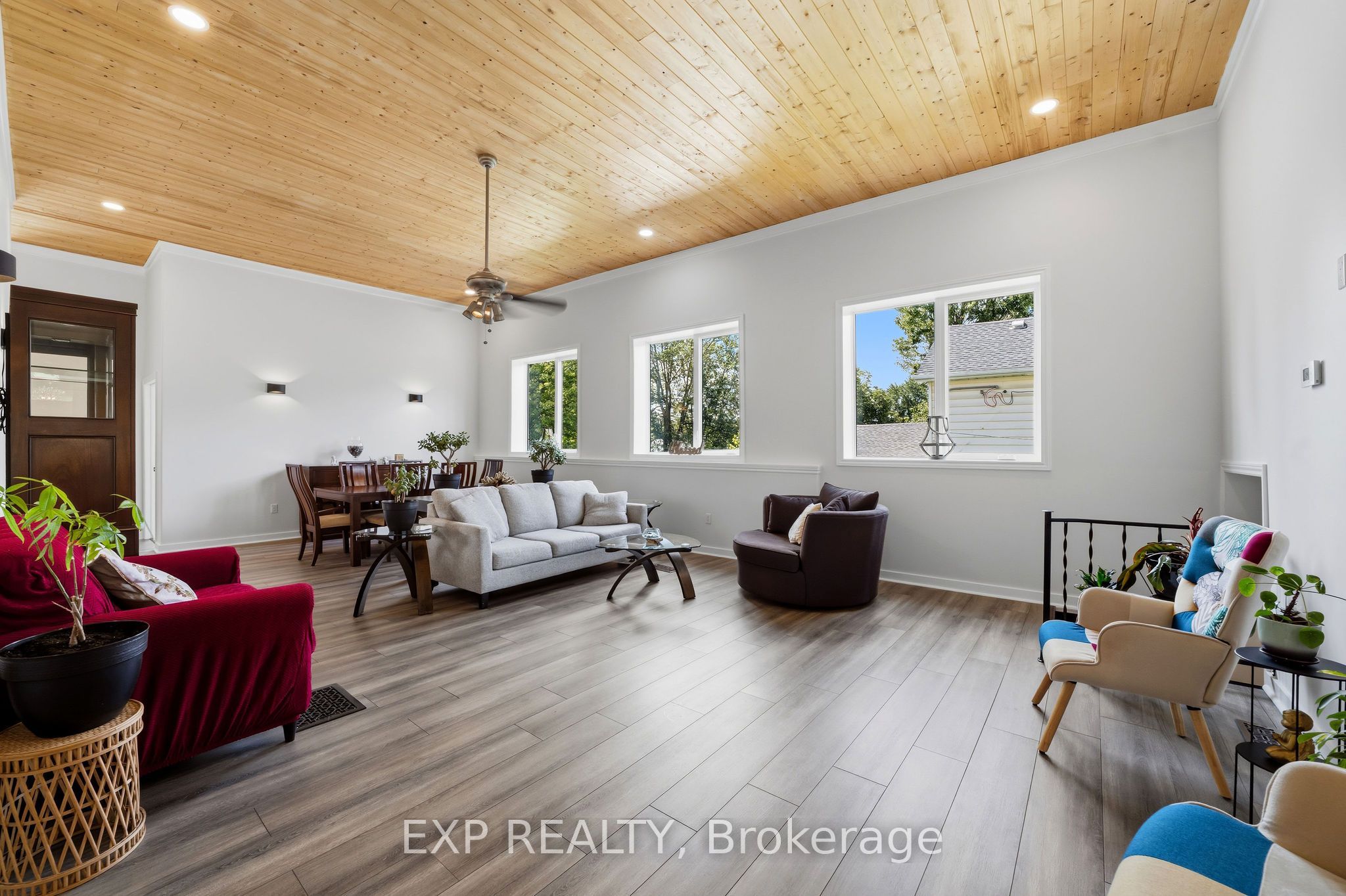 51181 Broadway Street Property Photo 6