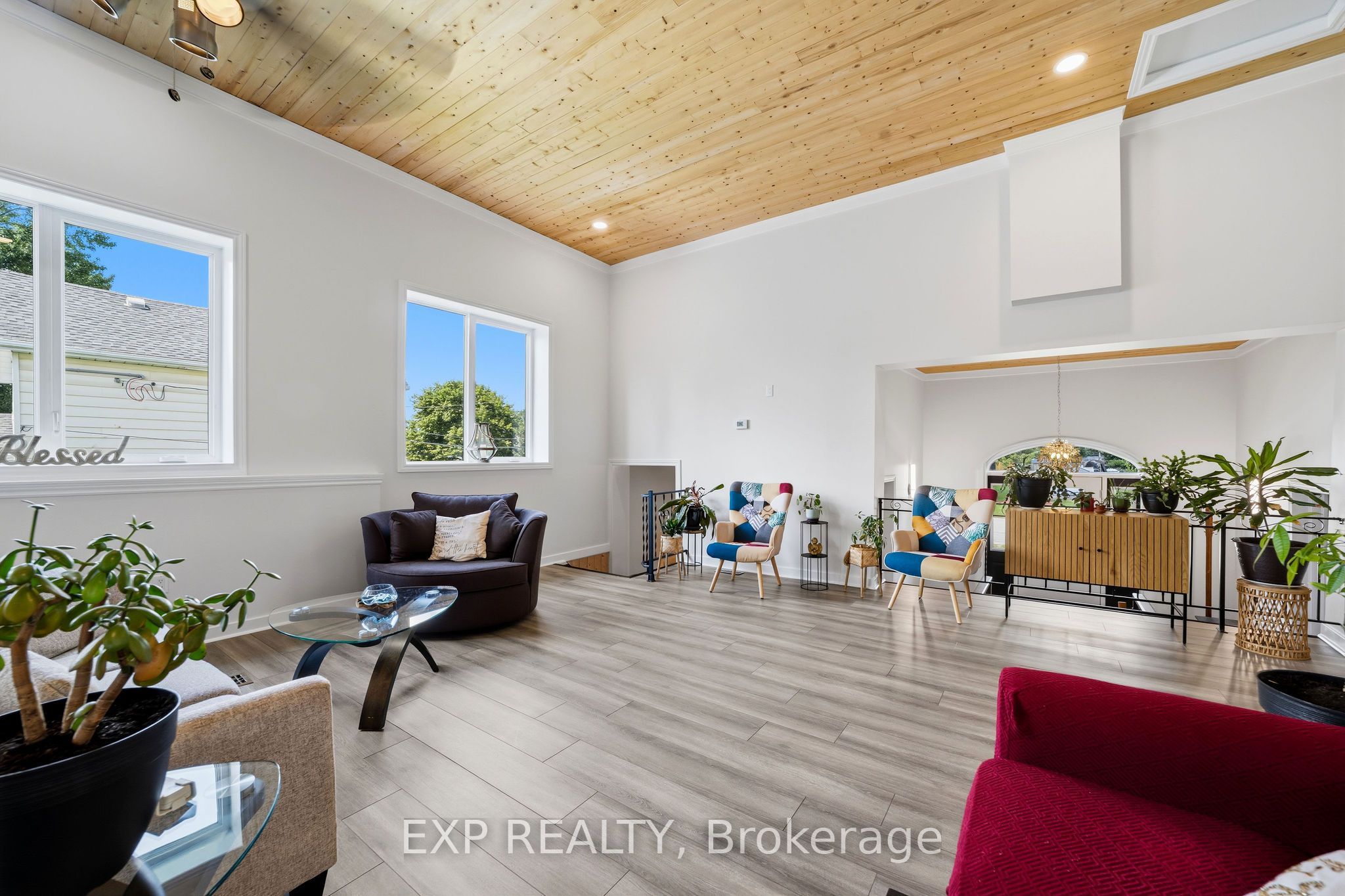 51181 Broadway Street Property Photo 7