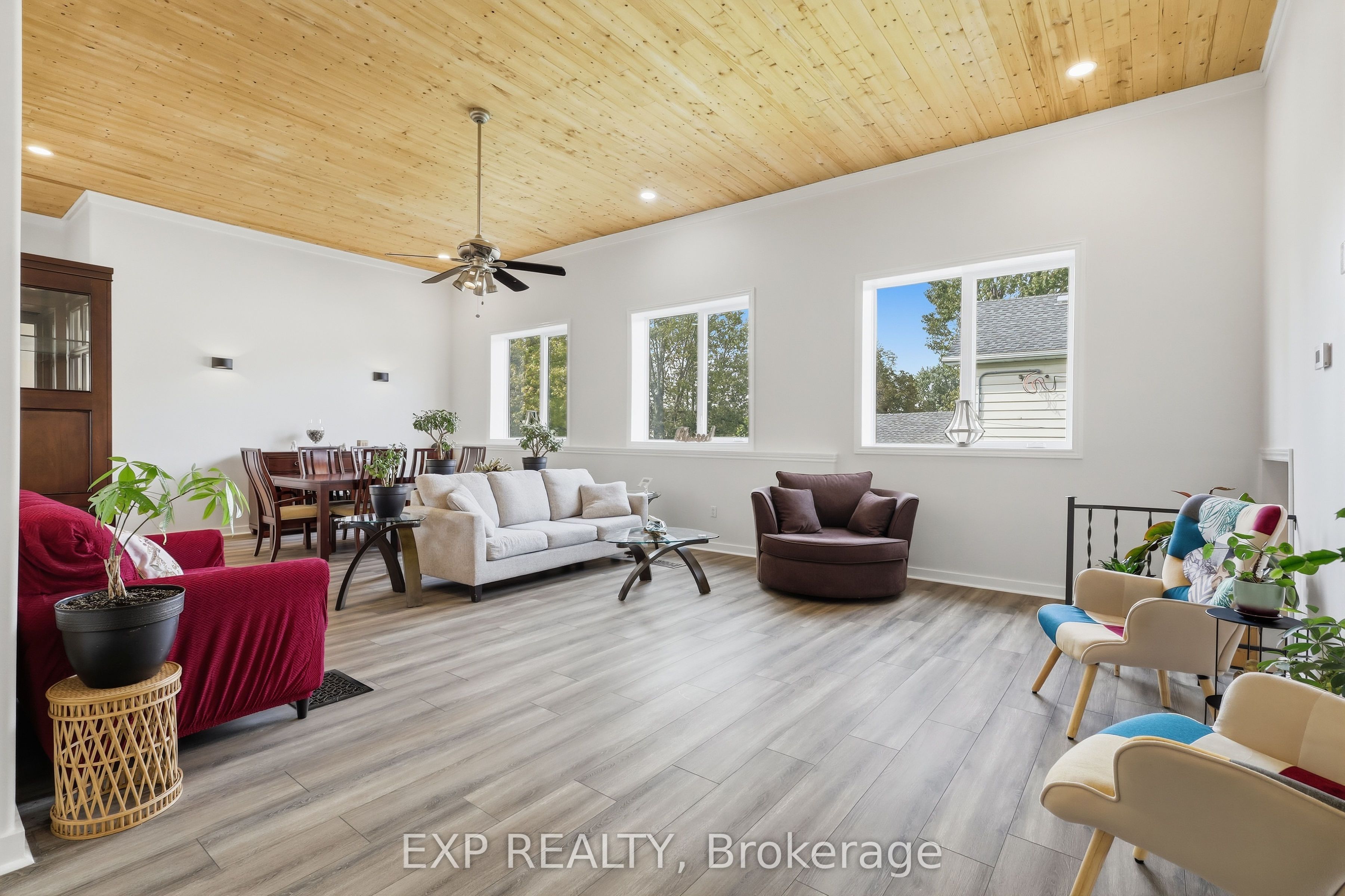 51181 Broadway Street Property Photo 9