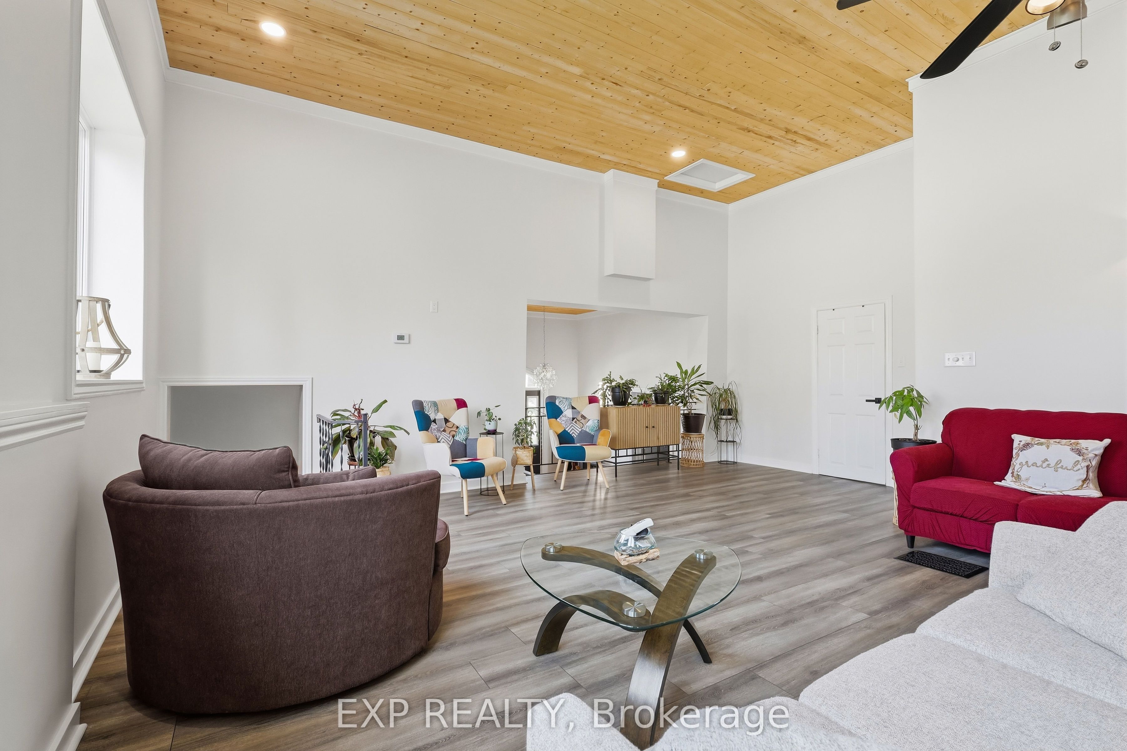 51181 Broadway Street Property Photo 11